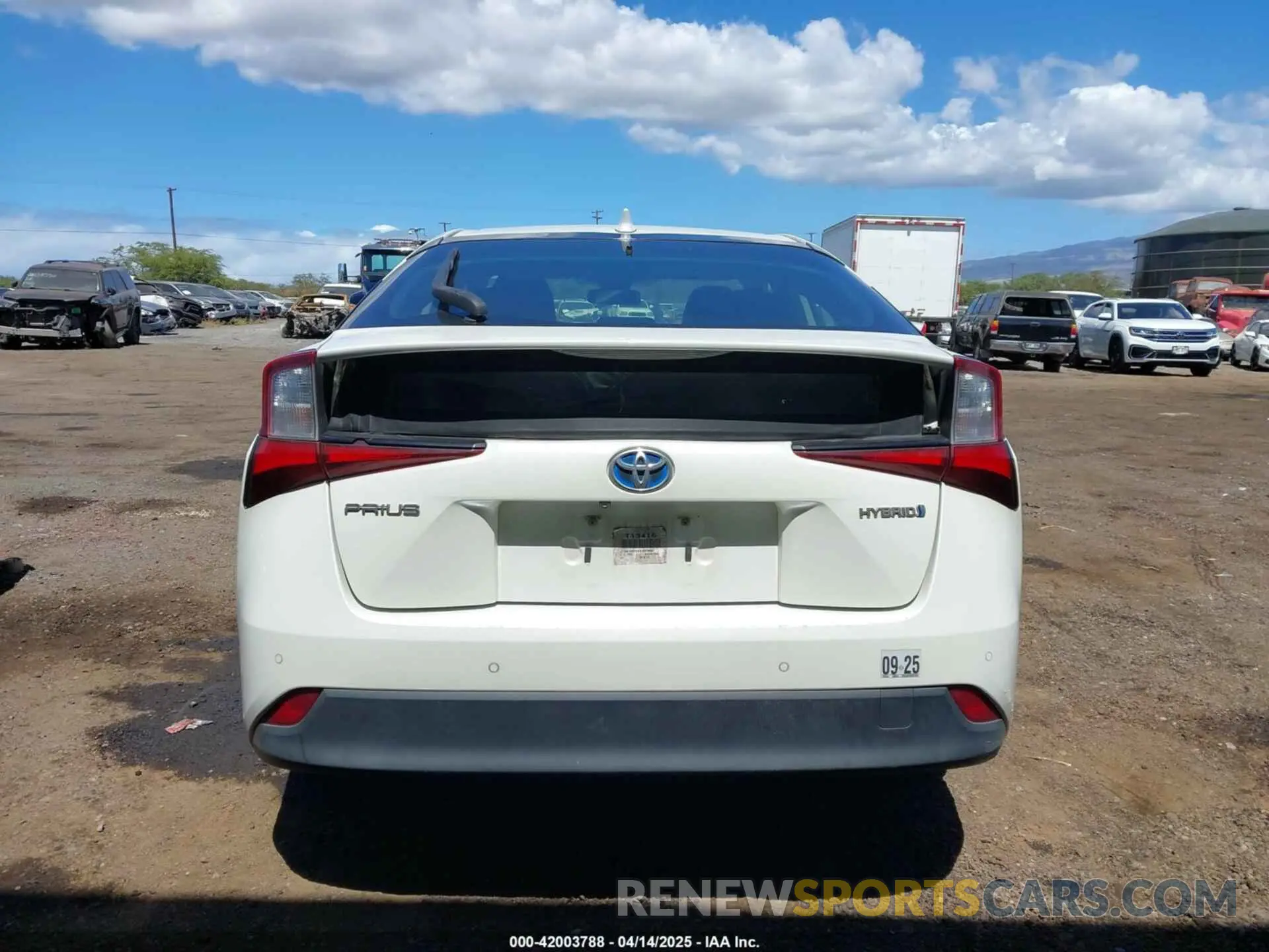 16 Photograph of a damaged car JTDKARFU3K3076981 TOYOTA PRIUS 2019
