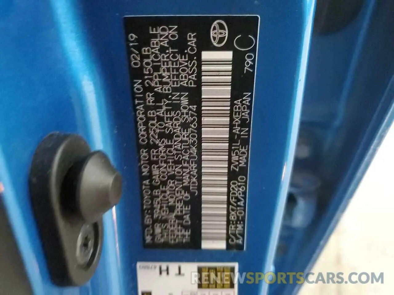 12 Photograph of a damaged car JTDKARFU4K3076374 TOYOTA PRIUS 2019