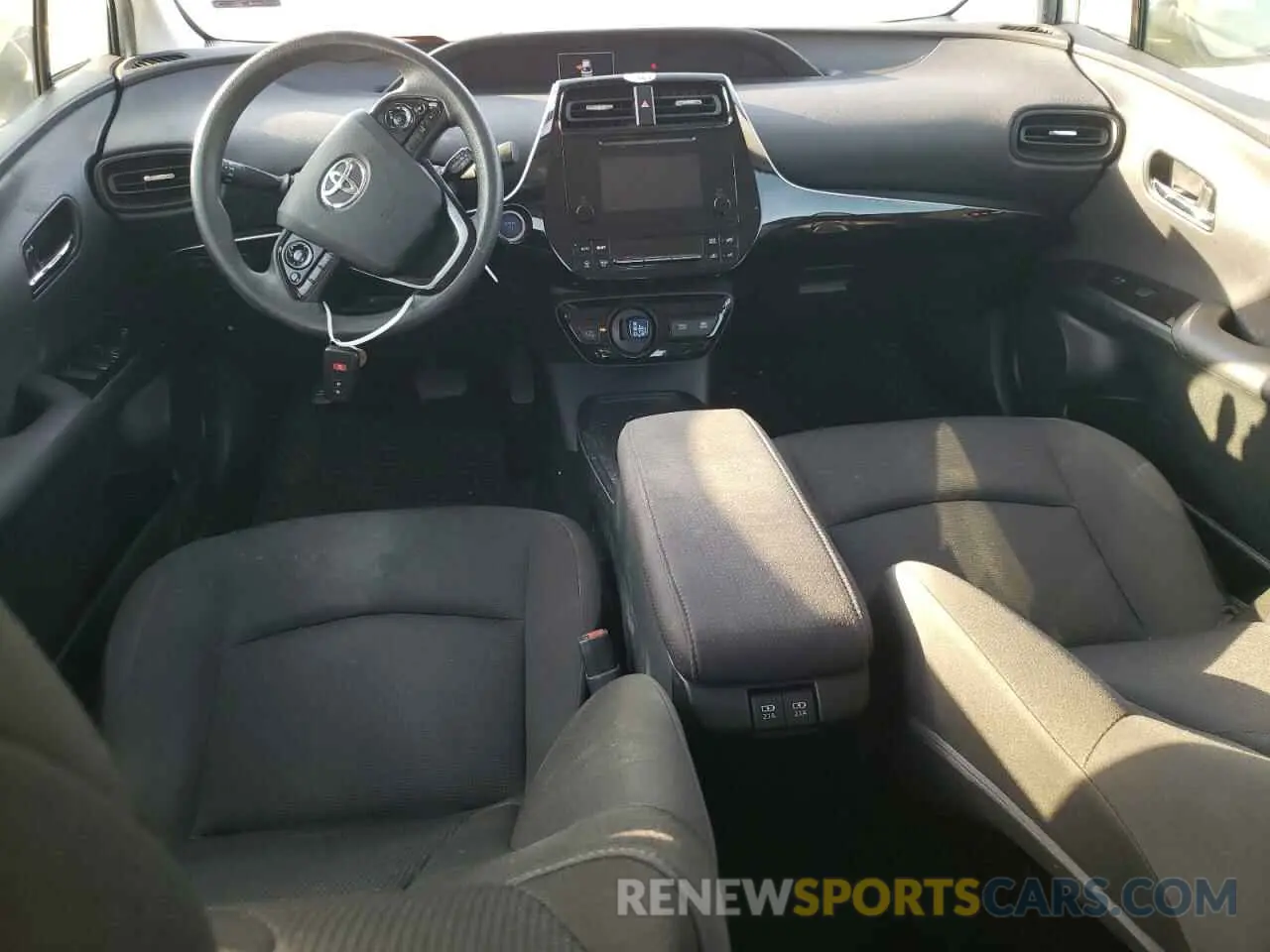 8 Photograph of a damaged car JTDKARFU4K3087715 TOYOTA PRIUS 2019