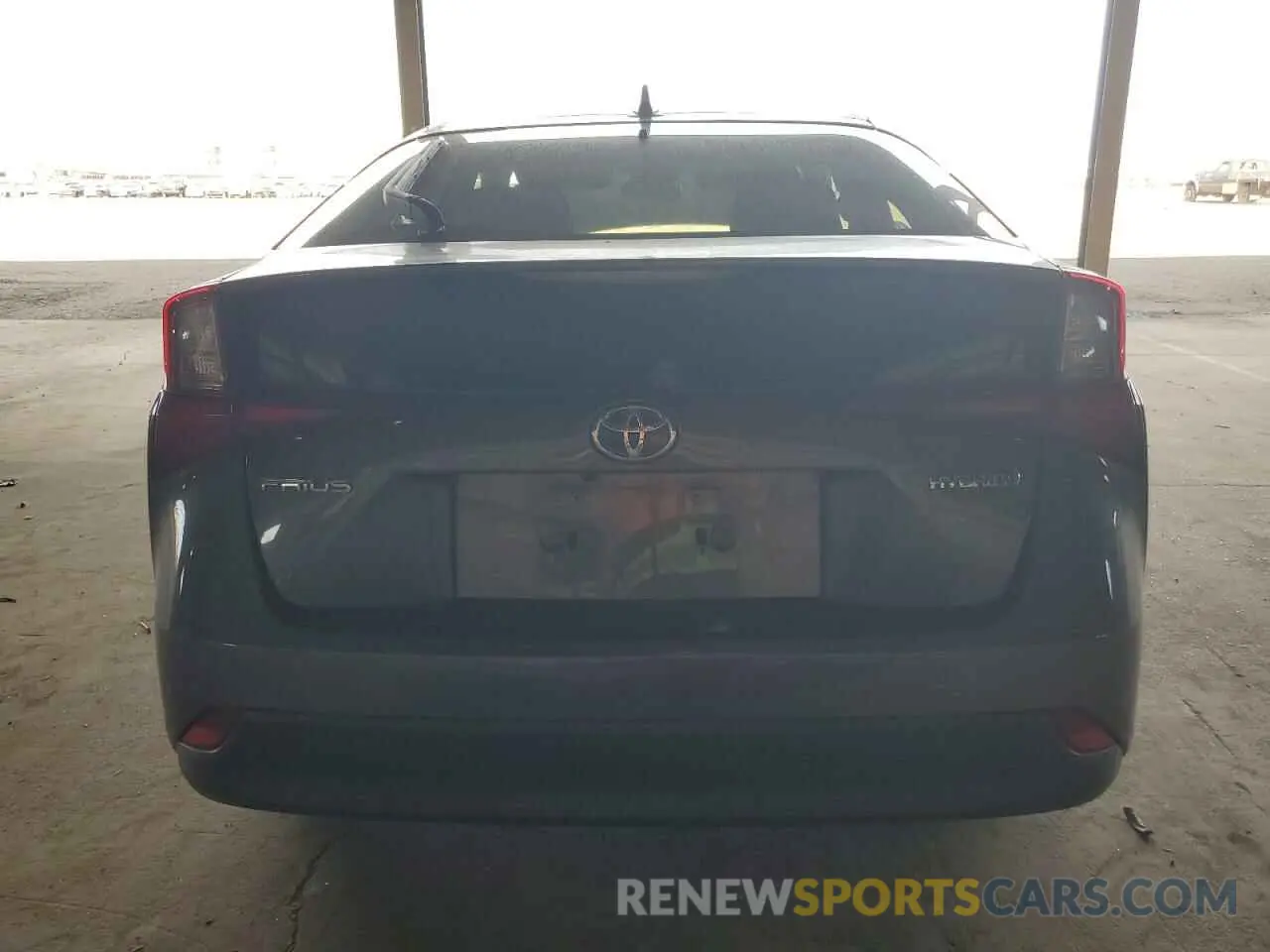 6 Photograph of a damaged car JTDKARFU4K3091070 TOYOTA PRIUS 2019