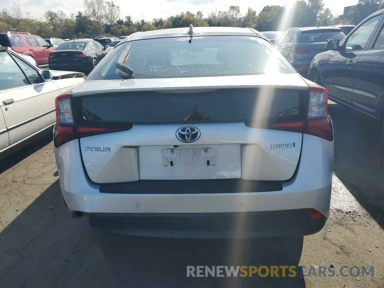6 Photograph of a damaged car JTDKARFU4K3099735 TOYOTA PRIUS 2019