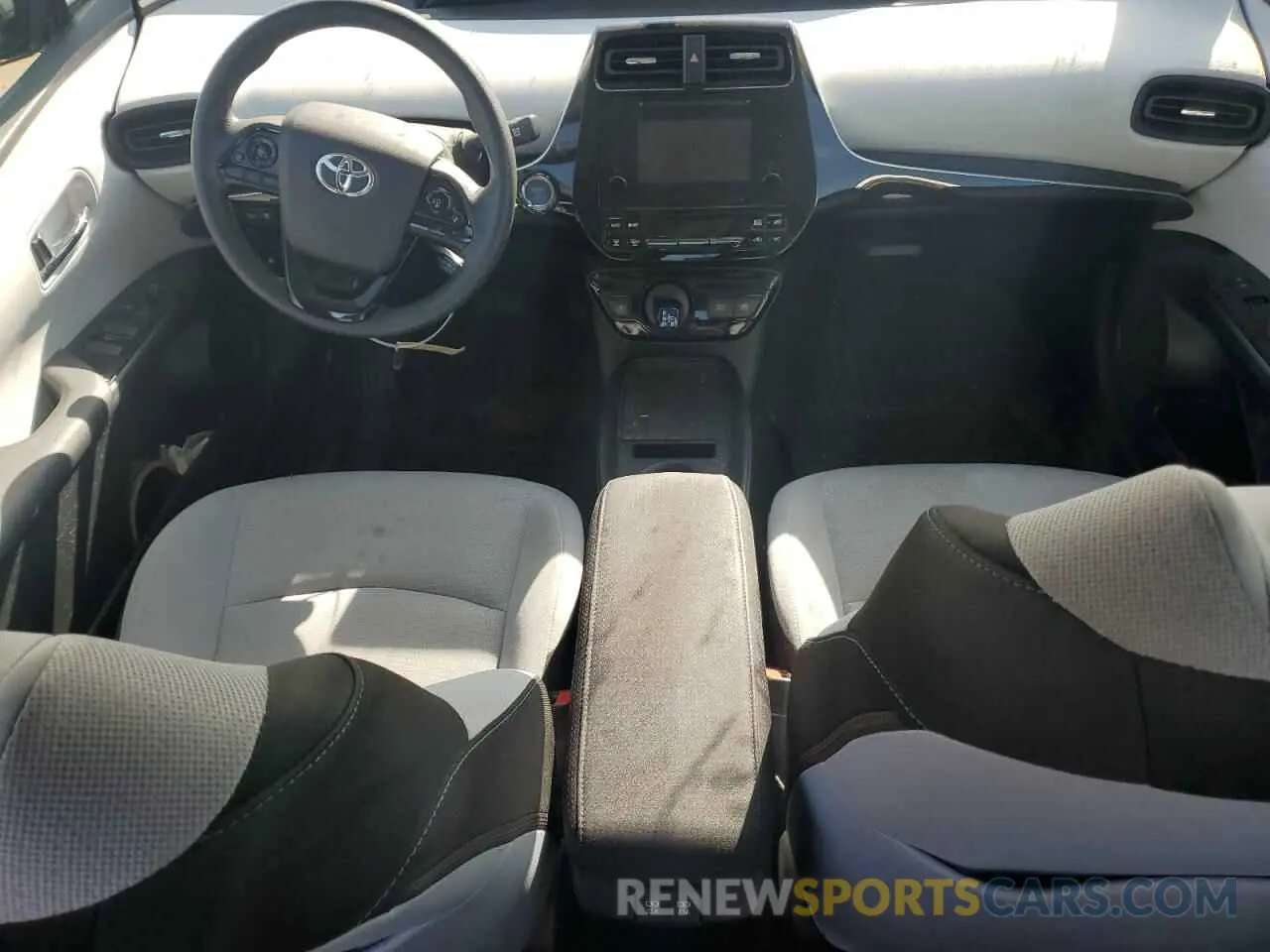 8 Photograph of a damaged car JTDKARFU4K3099735 TOYOTA PRIUS 2019