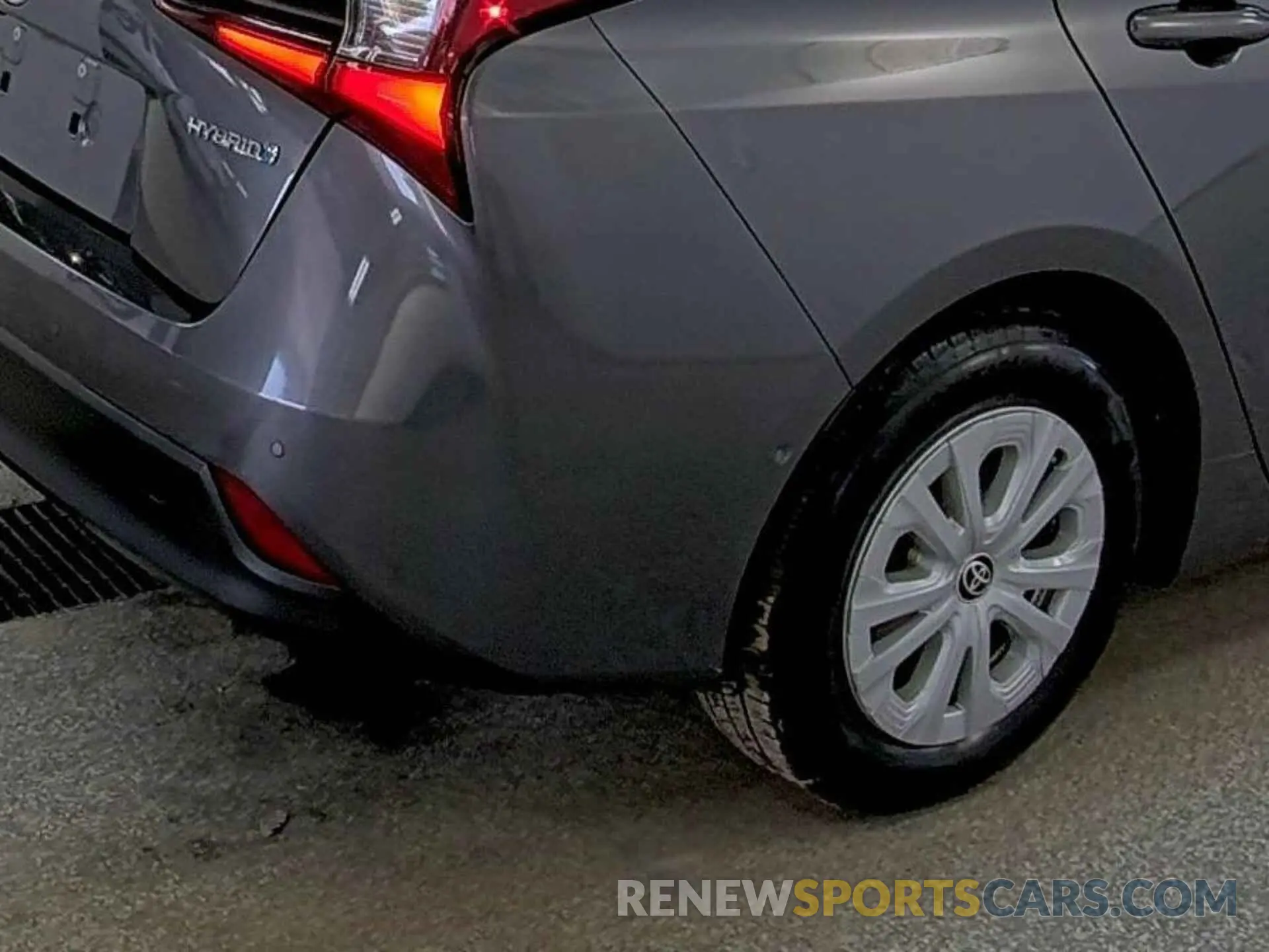 3 Photograph of a damaged car JTDKARFU4K3100379 TOYOTA PRIUS 2019