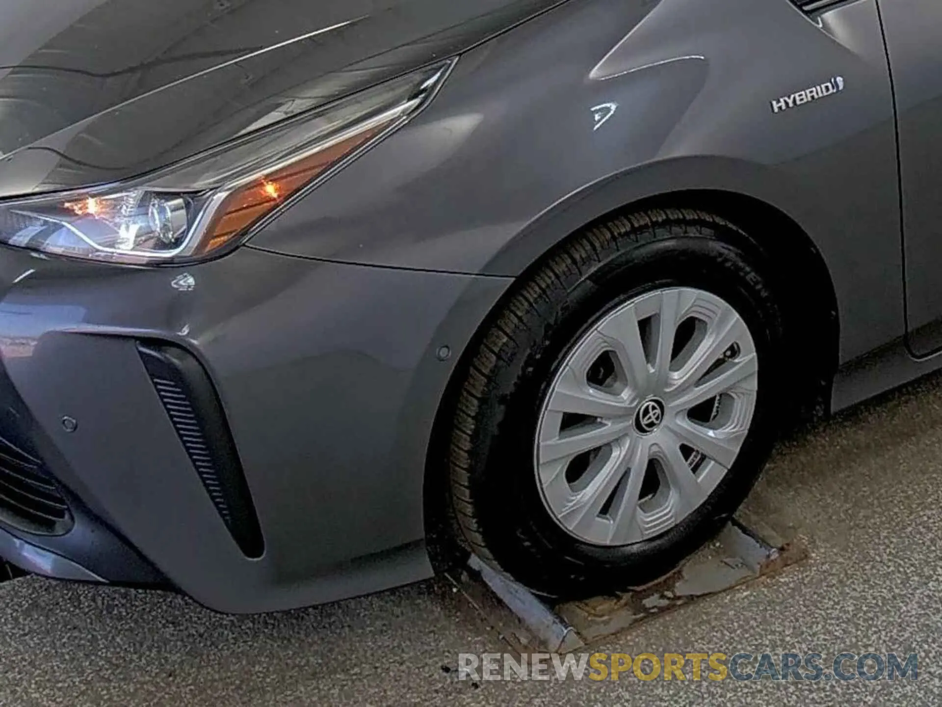 30 Photograph of a damaged car JTDKARFU4K3100379 TOYOTA PRIUS 2019