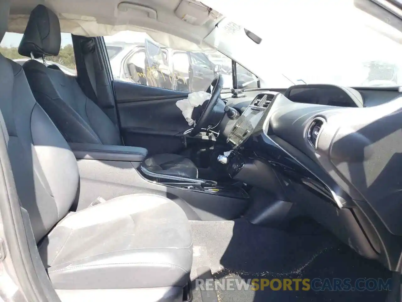 5 Photograph of a damaged car JTDKARFU5K3069188 TOYOTA PRIUS 2019