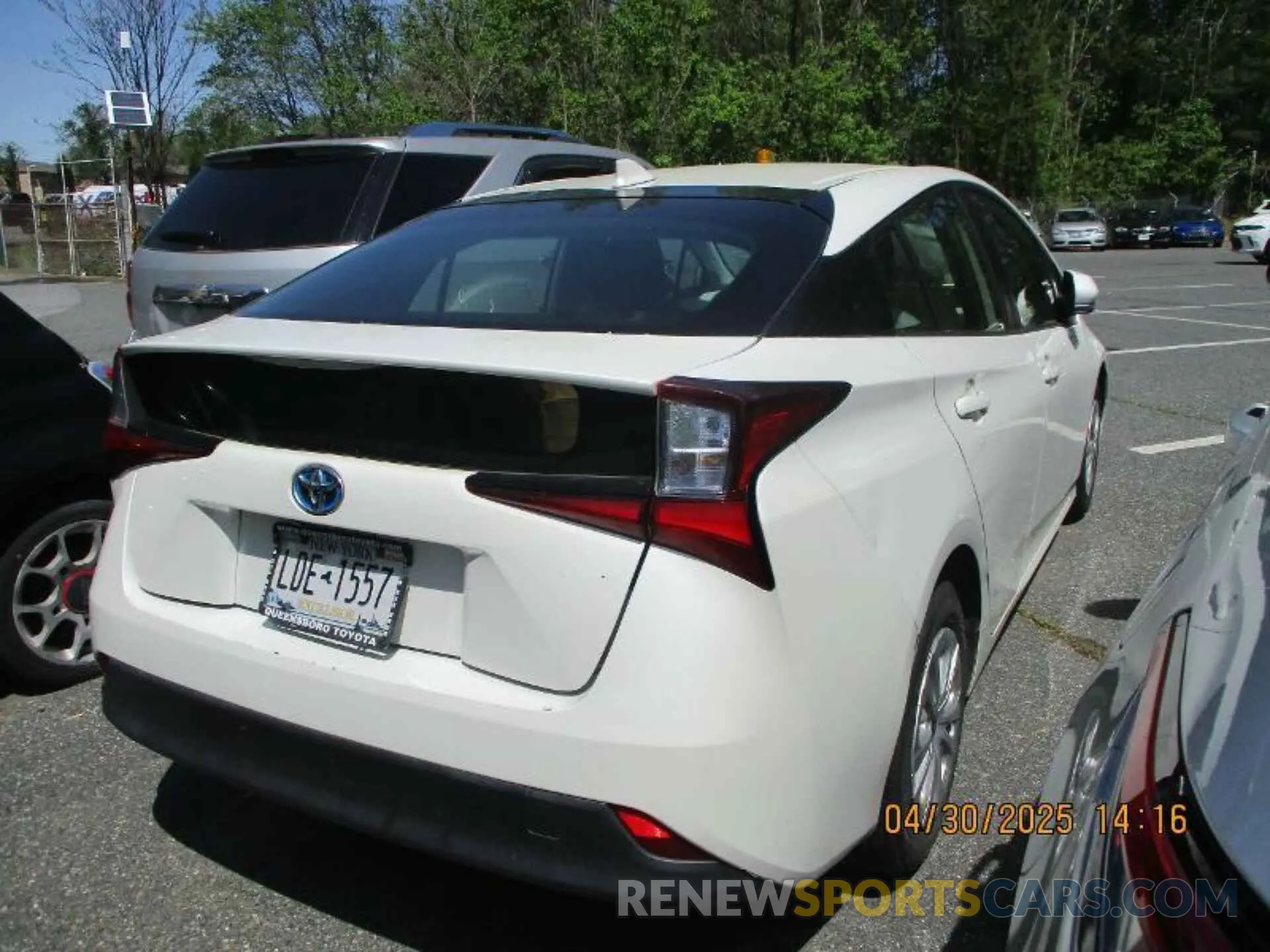 13 Photograph of a damaged car JTDKARFU5K3070776 TOYOTA PRIUS 2019