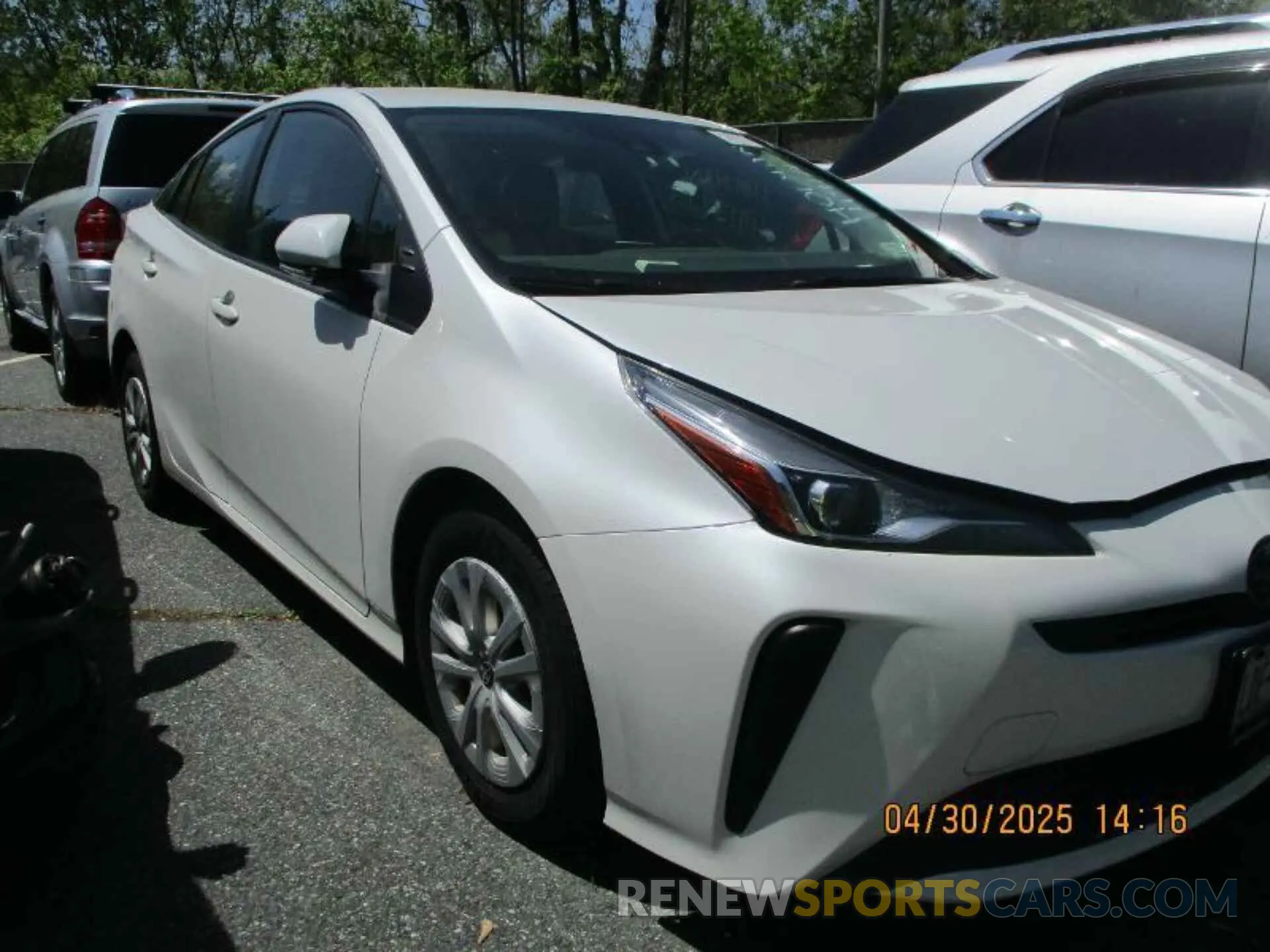 6 Photograph of a damaged car JTDKARFU5K3070776 TOYOTA PRIUS 2019
