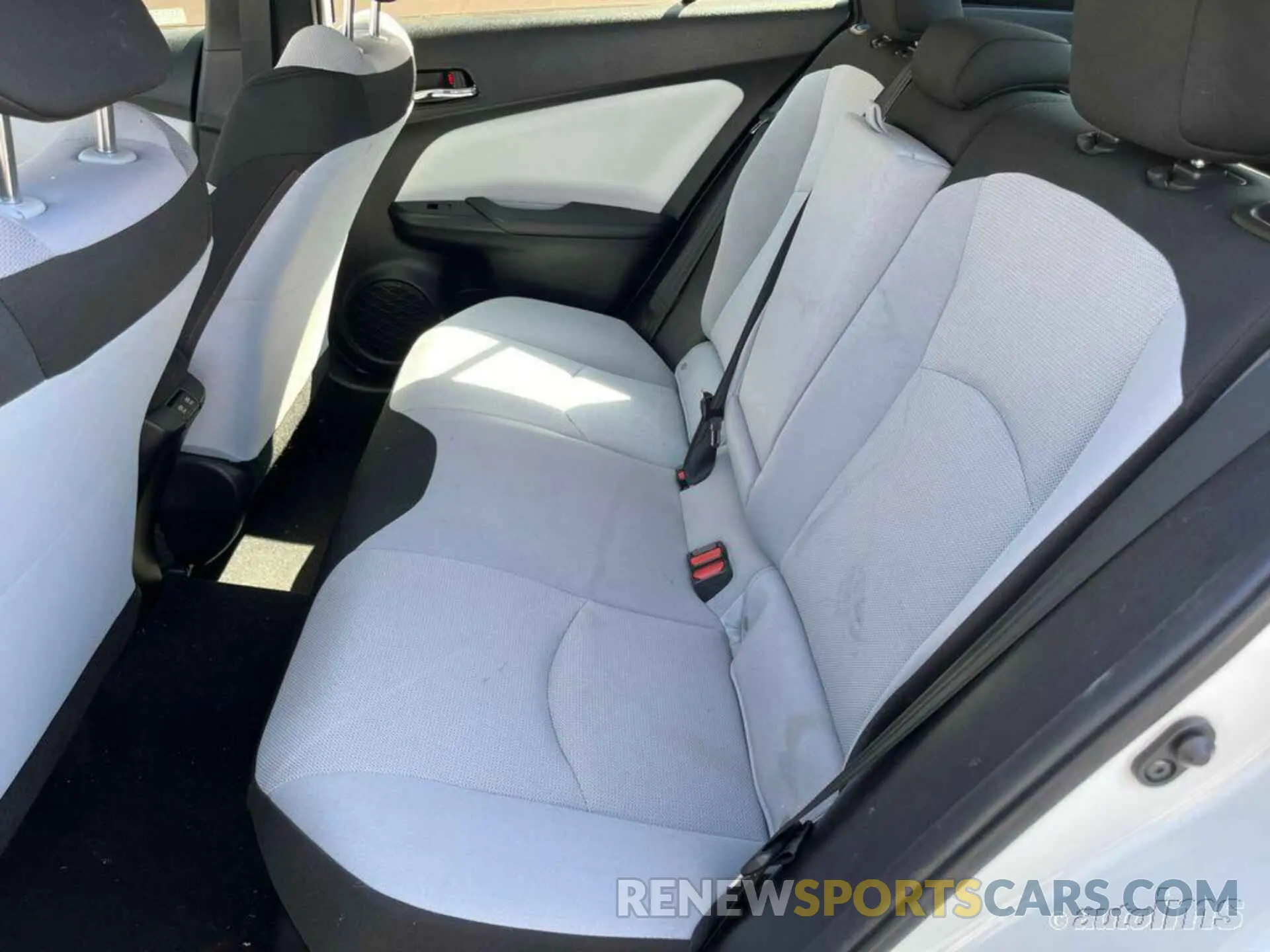 12 Photograph of a damaged car JTDKARFU5K3071104 TOYOTA PRIUS 2019
