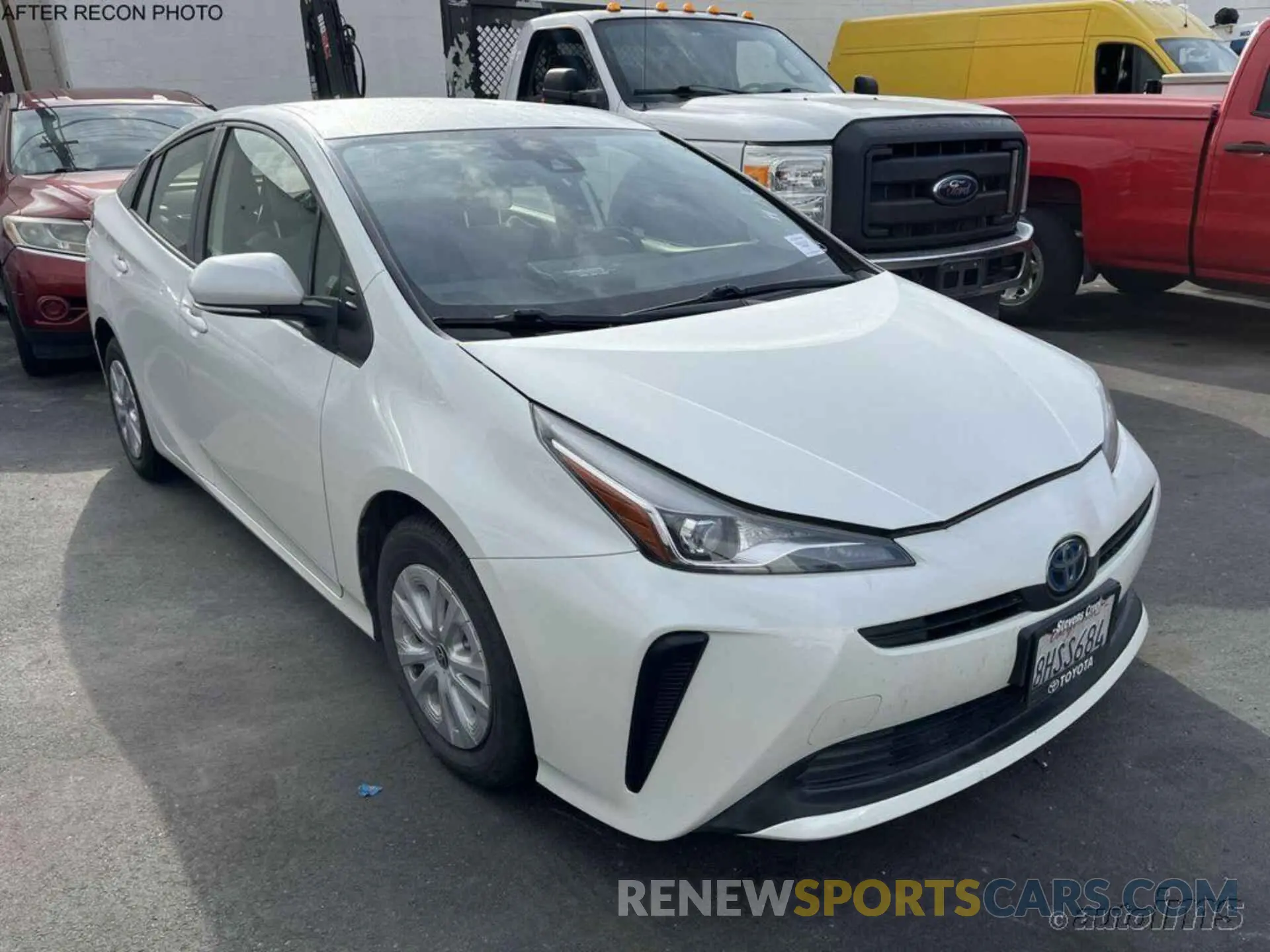 2 Photograph of a damaged car JTDKARFU5K3071104 TOYOTA PRIUS 2019