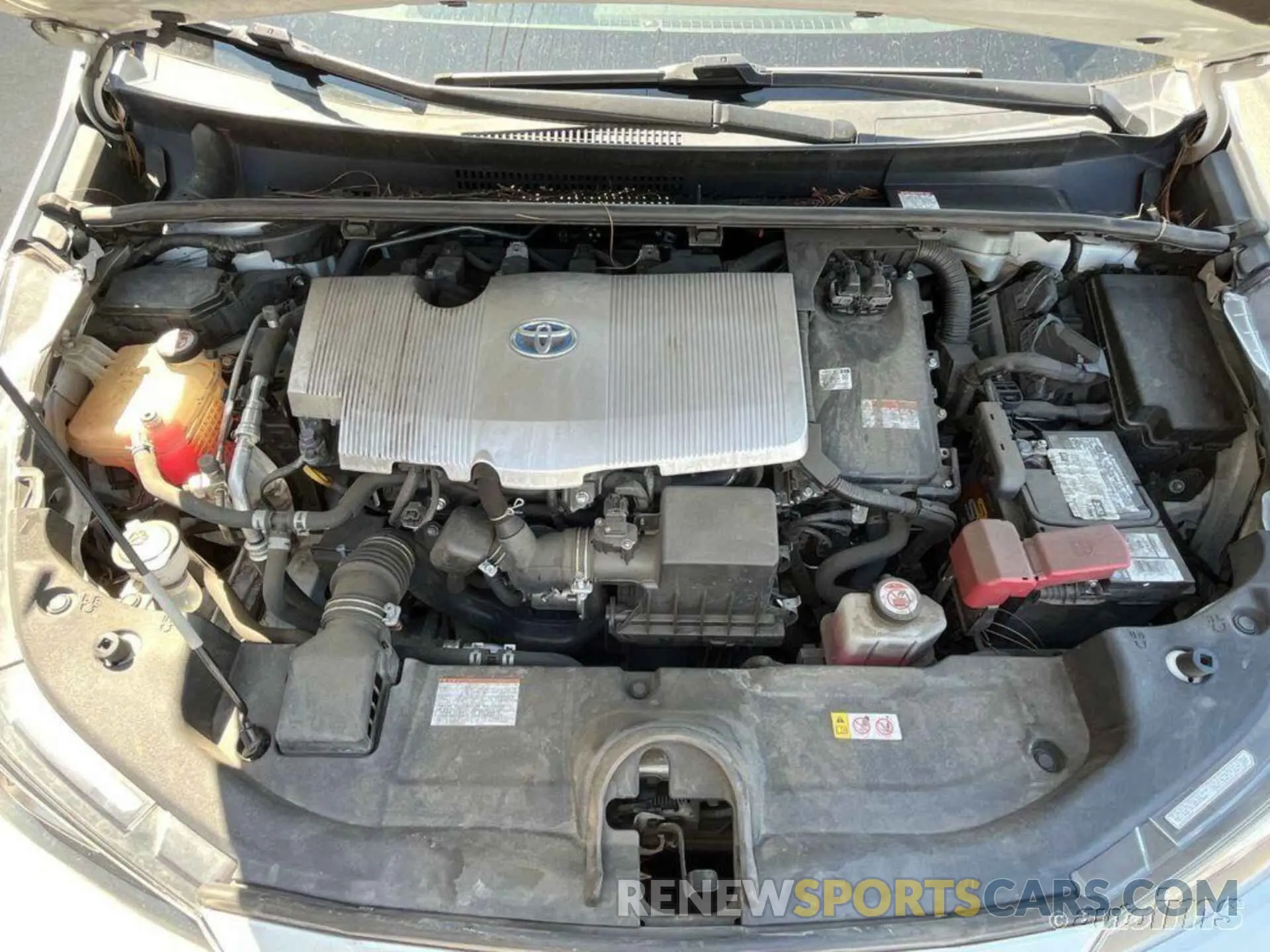 8 Photograph of a damaged car JTDKARFU5K3071104 TOYOTA PRIUS 2019
