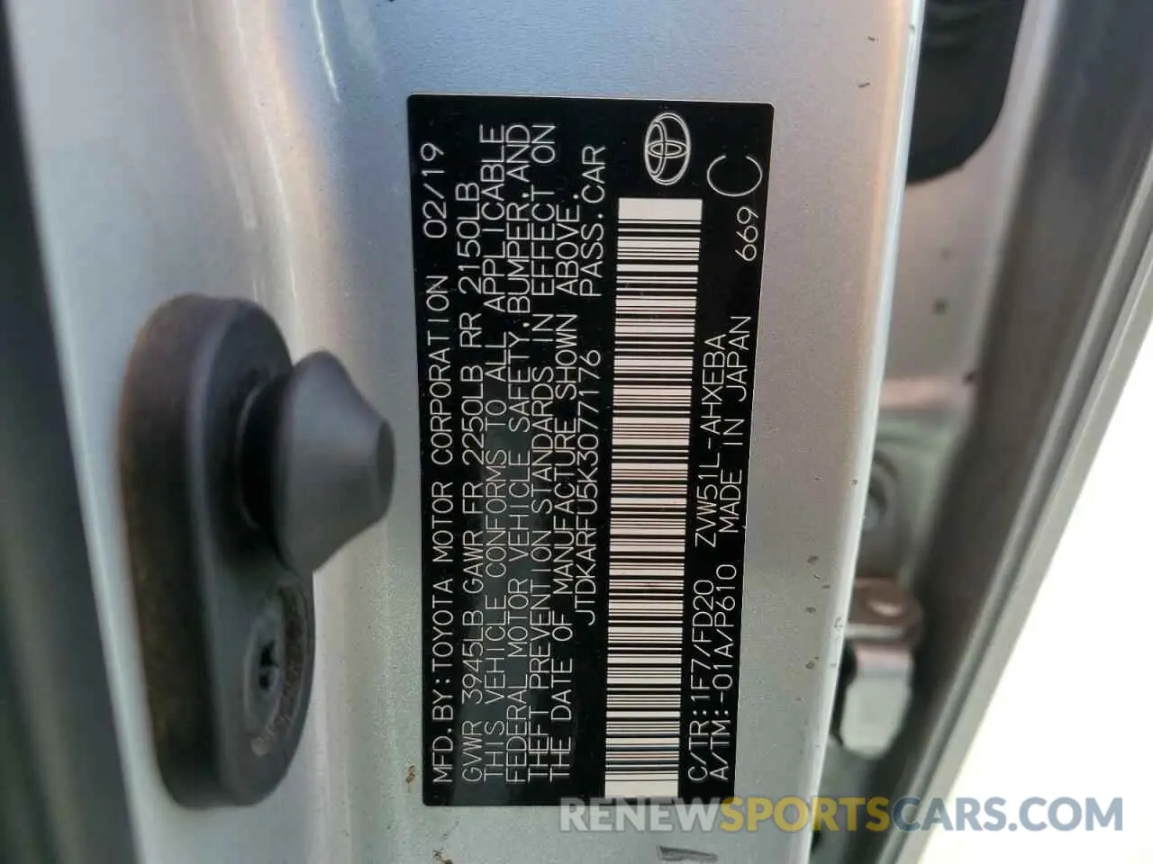 12 Photograph of a damaged car JTDKARFU5K3077176 TOYOTA PRIUS 2019