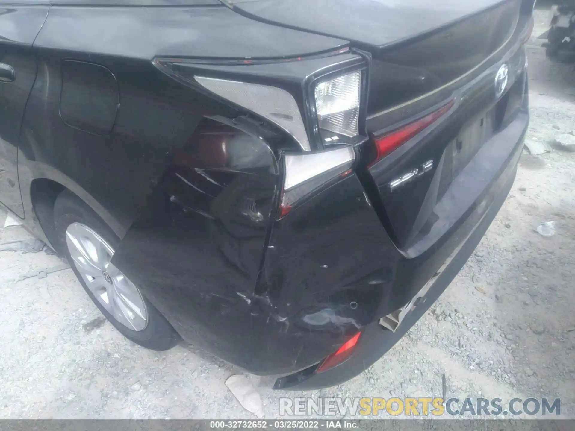 6 Photograph of a damaged car JTDKARFU5K3089151 TOYOTA PRIUS 2019