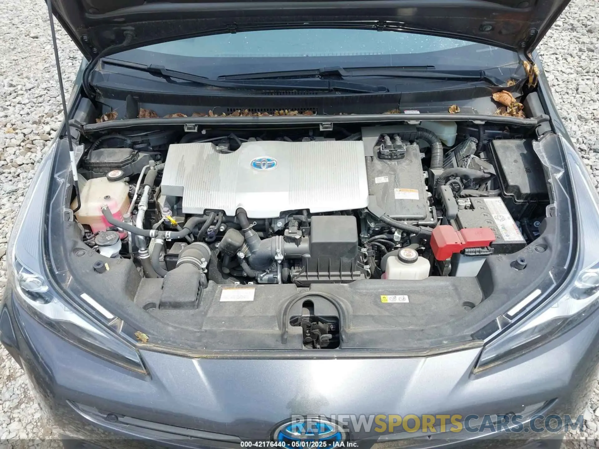10 Photograph of a damaged car JTDKARFU5K3096732 TOYOTA PRIUS 2019
