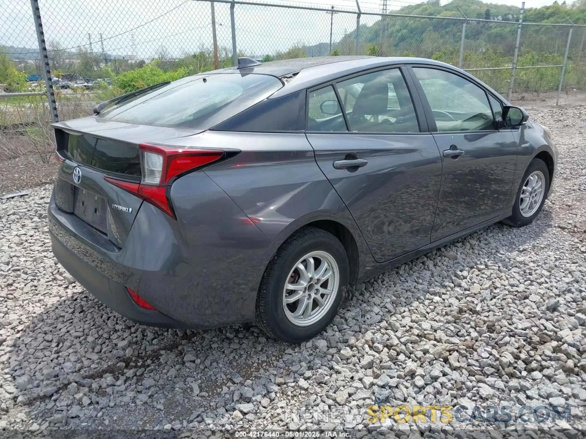 4 Photograph of a damaged car JTDKARFU5K3096732 TOYOTA PRIUS 2019