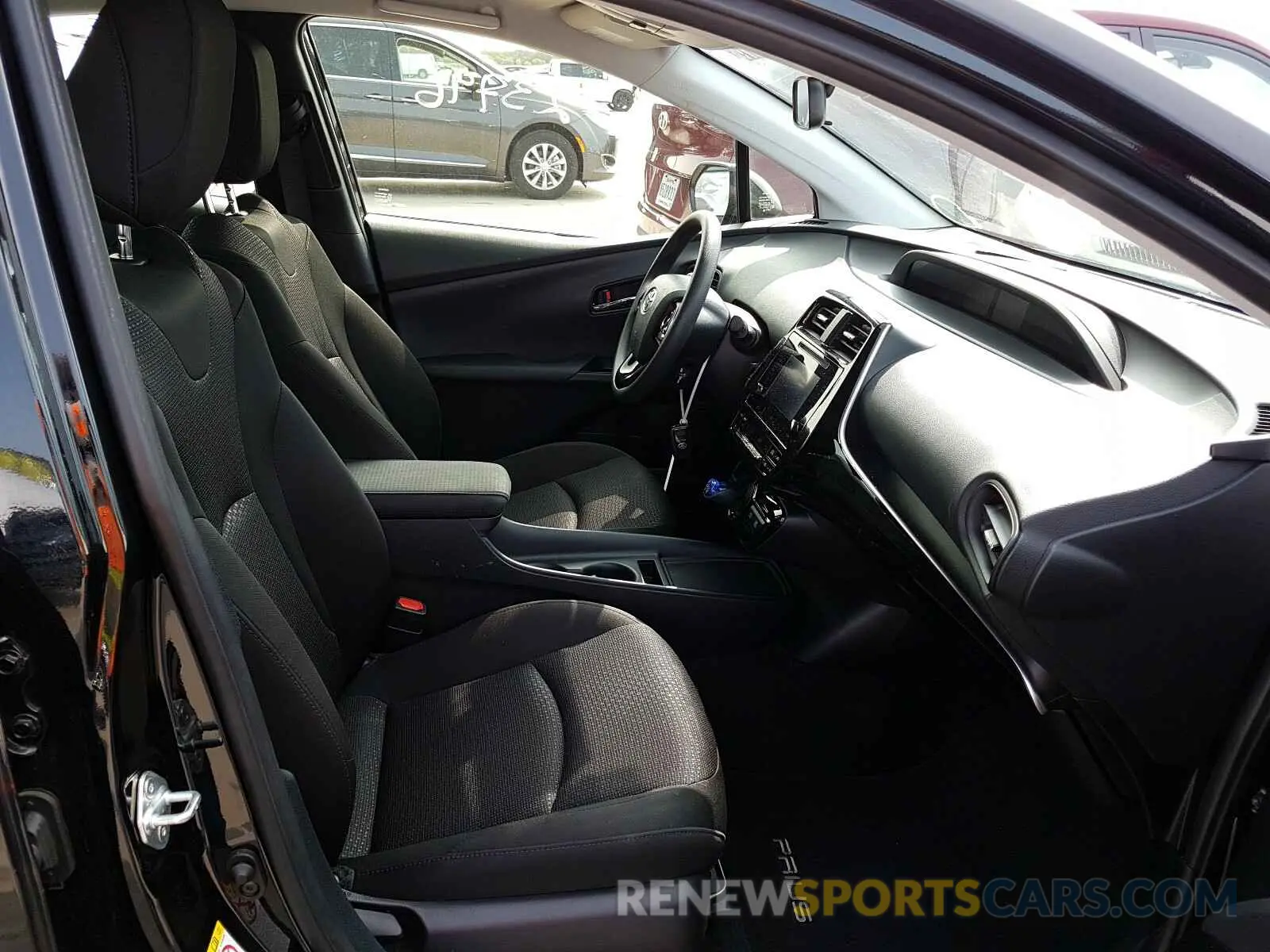 5 Photograph of a damaged car JTDKARFU6K3088039 TOYOTA PRIUS 2019