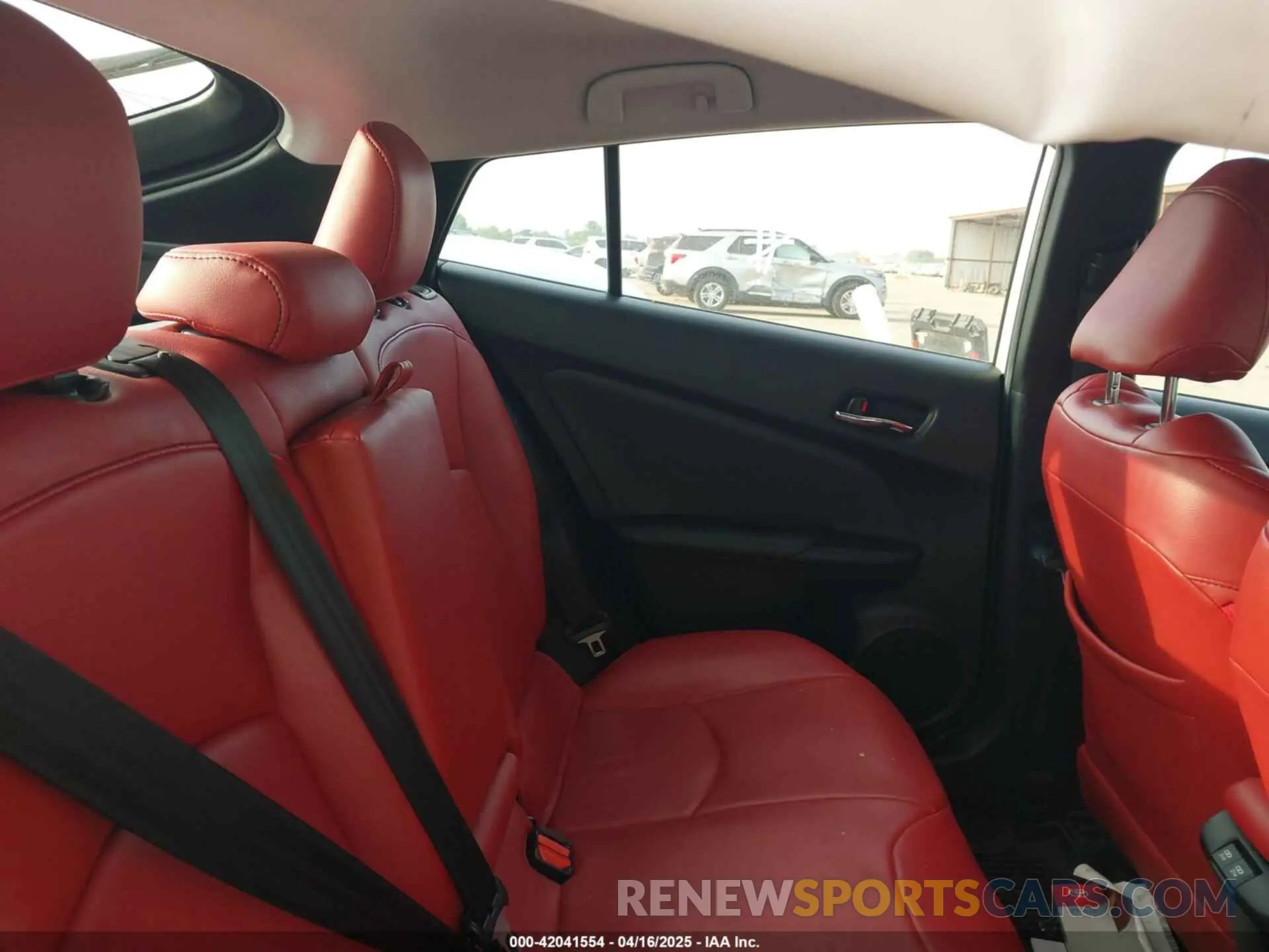 8 Photograph of a damaged car JTDKARFU8K3069783 TOYOTA PRIUS 2019