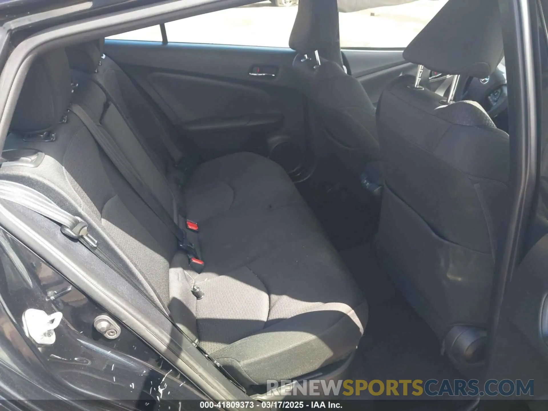 8 Photograph of a damaged car JTDKARFU8K3082503 TOYOTA PRIUS 2019