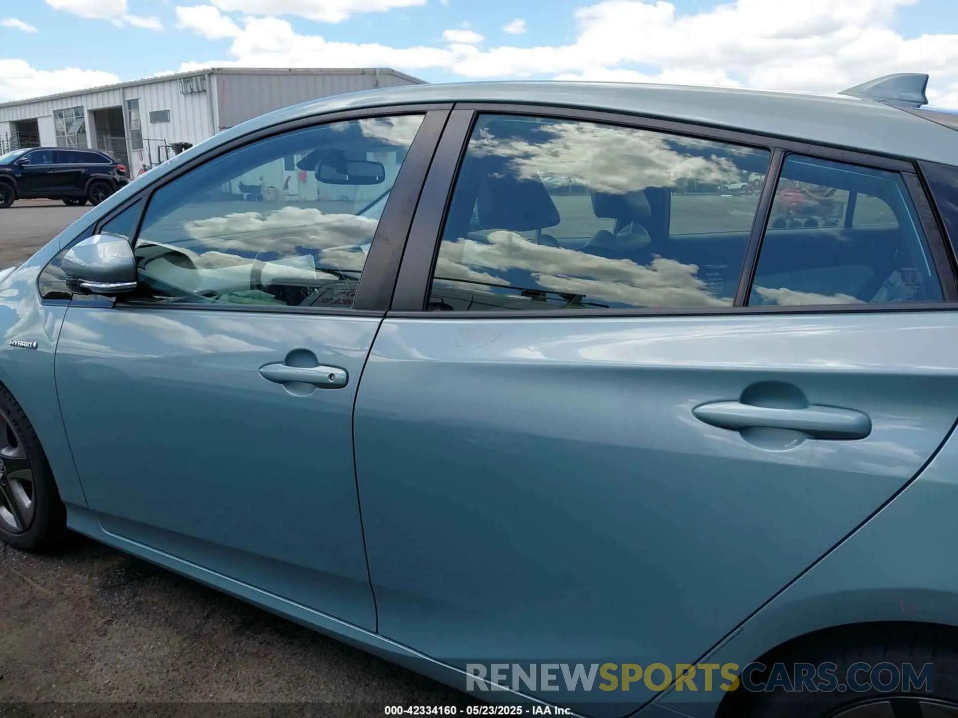 14 Photograph of a damaged car JTDKARFU8K3095669 TOYOTA PRIUS 2019