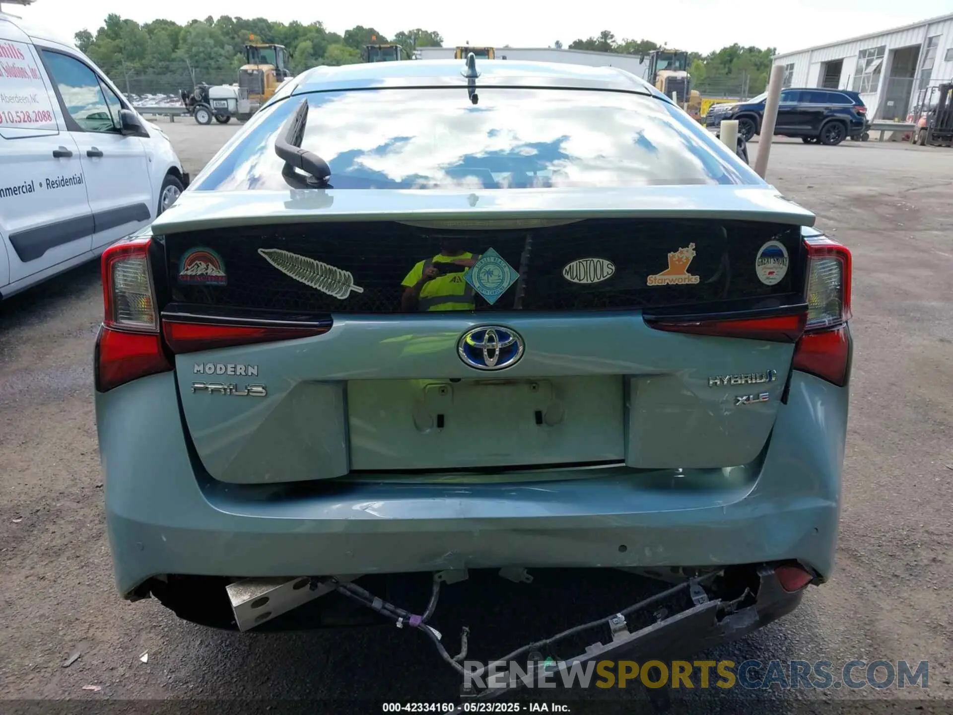 16 Photograph of a damaged car JTDKARFU8K3095669 TOYOTA PRIUS 2019