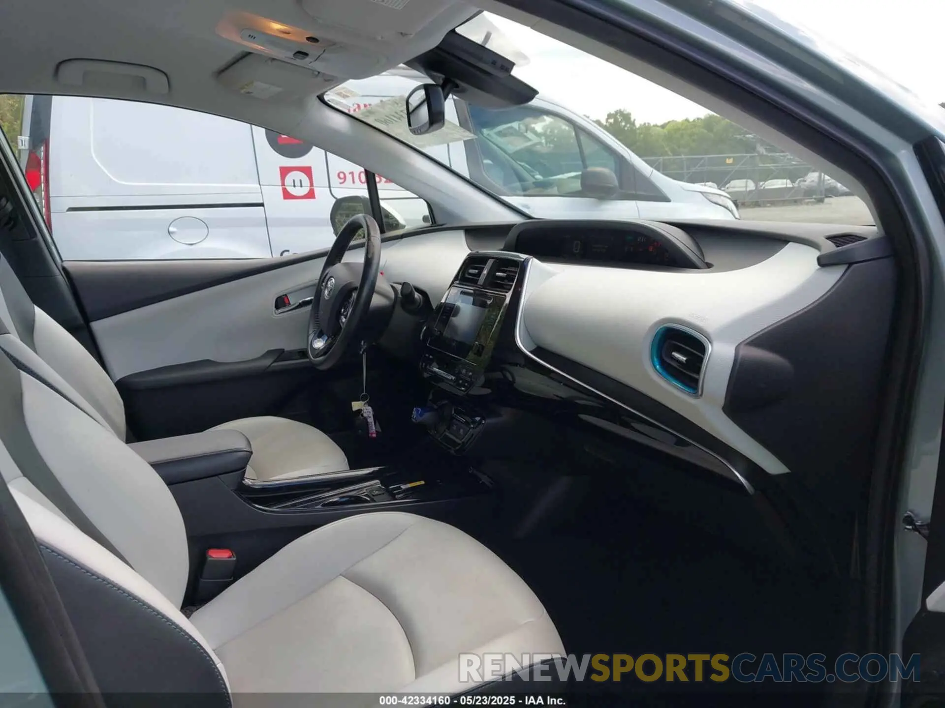 5 Photograph of a damaged car JTDKARFU8K3095669 TOYOTA PRIUS 2019