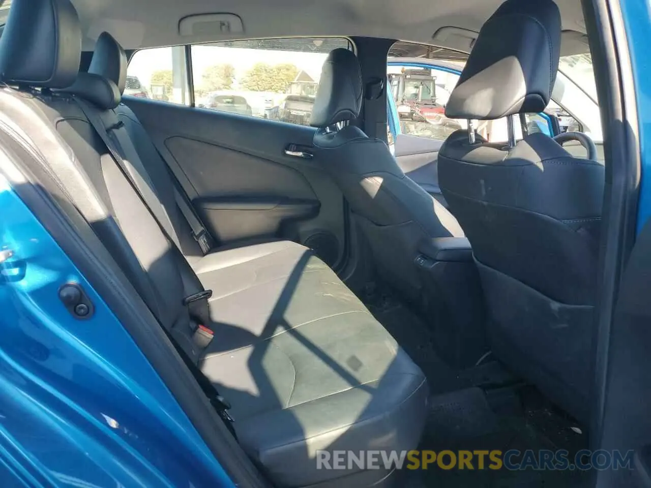 10 Photograph of a damaged car JTDKARFU9K3091923 TOYOTA PRIUS 2019