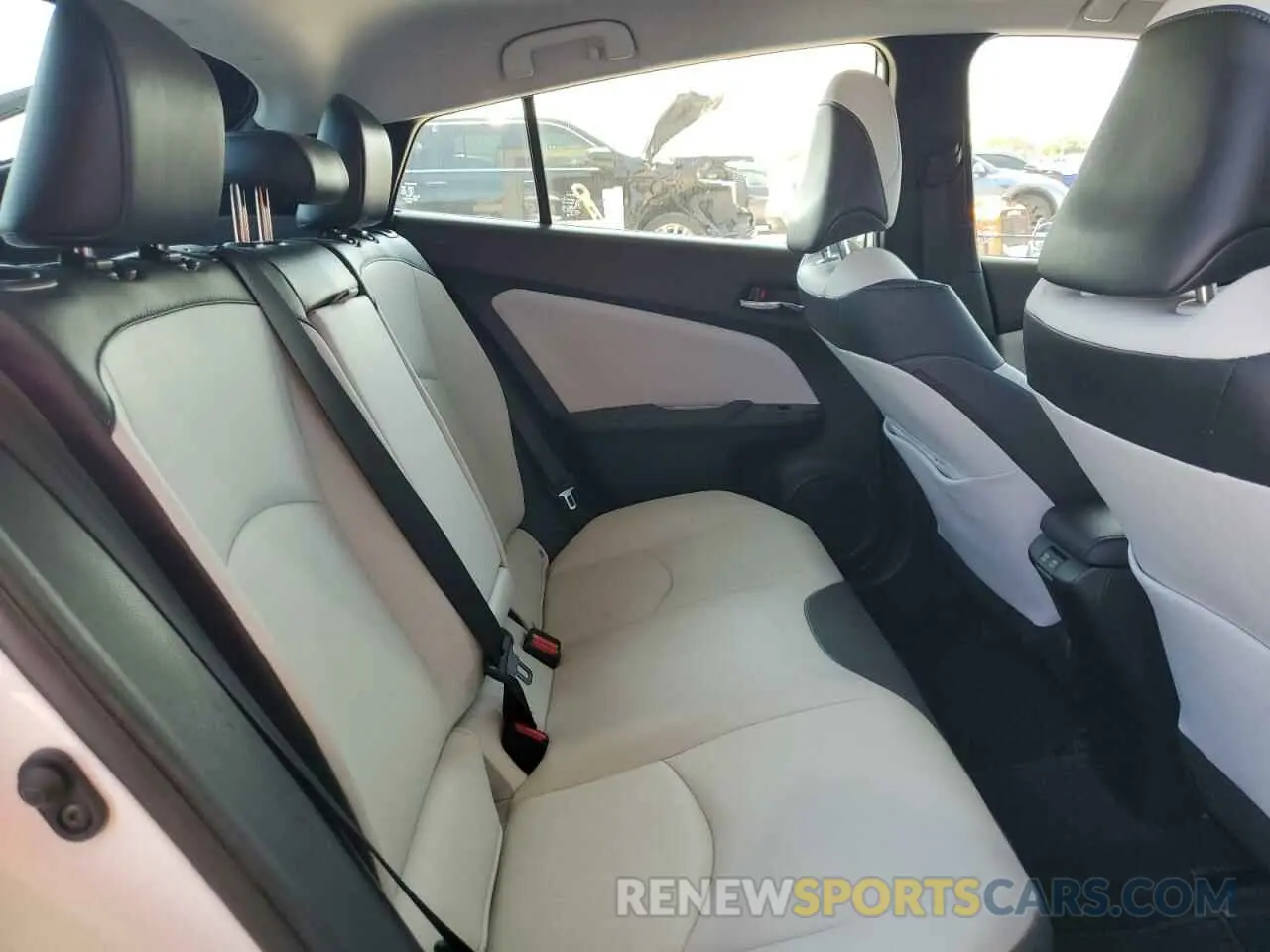 10 Photograph of a damaged car JTDKARFUXK3081451 TOYOTA PRIUS 2019