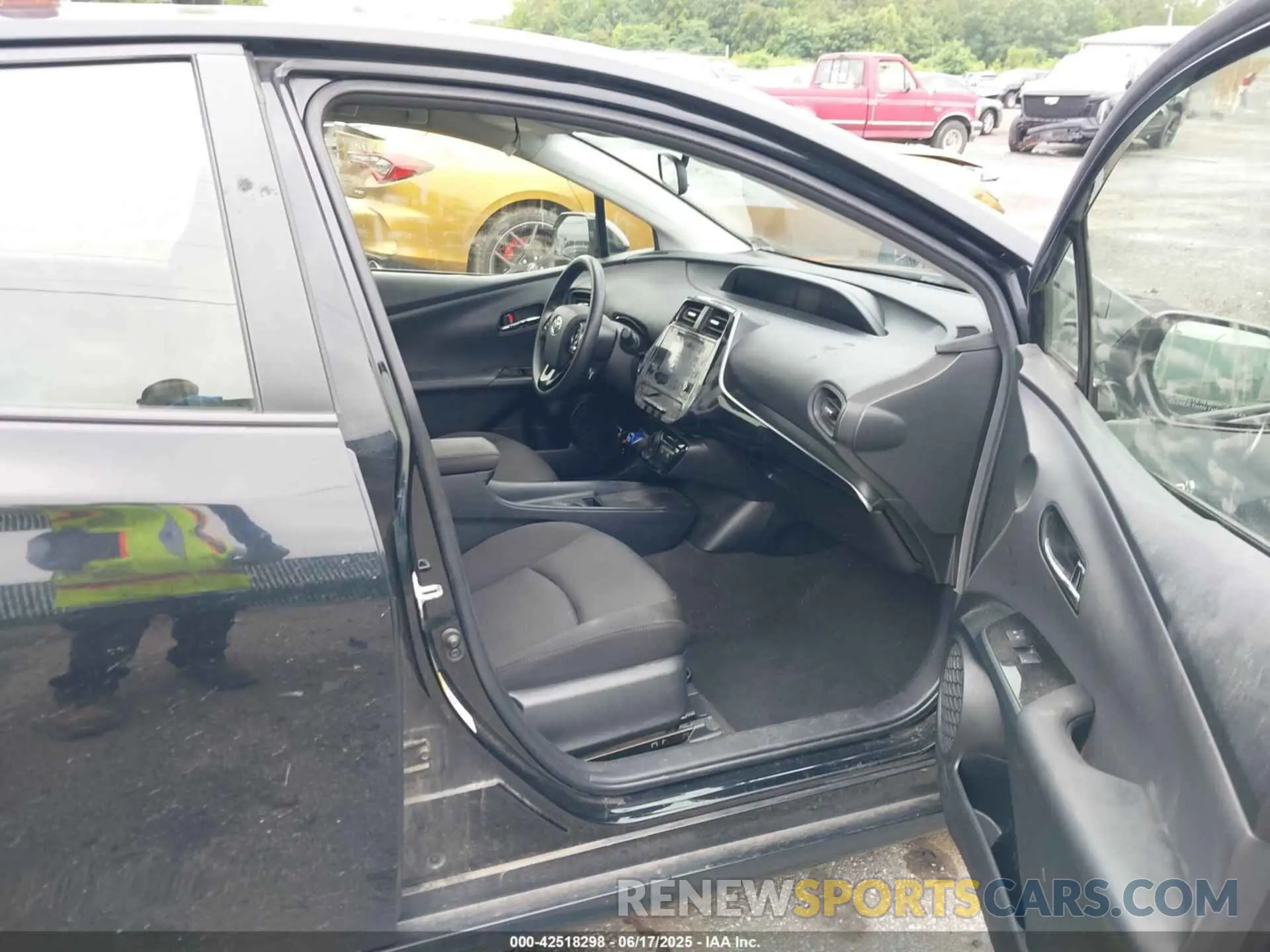 5 Photograph of a damaged car JTDKARFUXK3092501 TOYOTA PRIUS 2019
