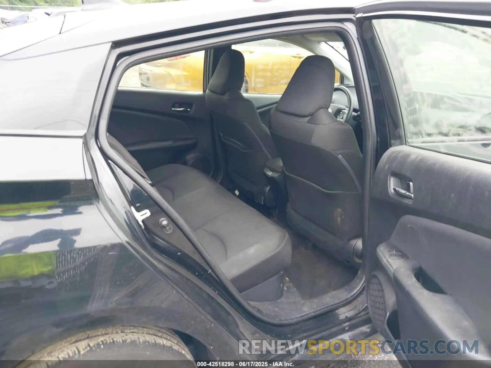 8 Photograph of a damaged car JTDKARFUXK3092501 TOYOTA PRIUS 2019