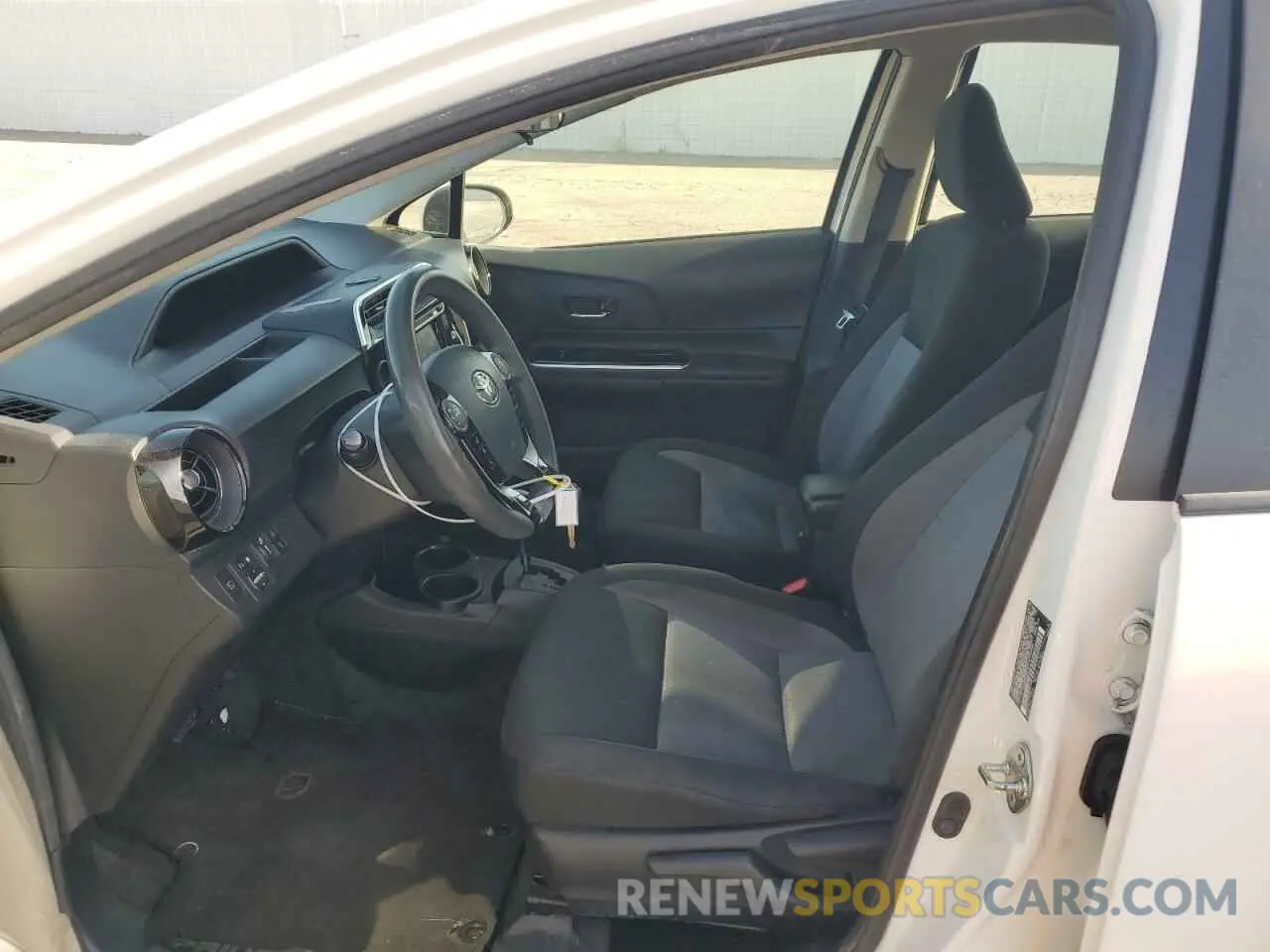 7 Photograph of a damaged car JTDKDTB31K1626580 TOYOTA PRIUS 2019