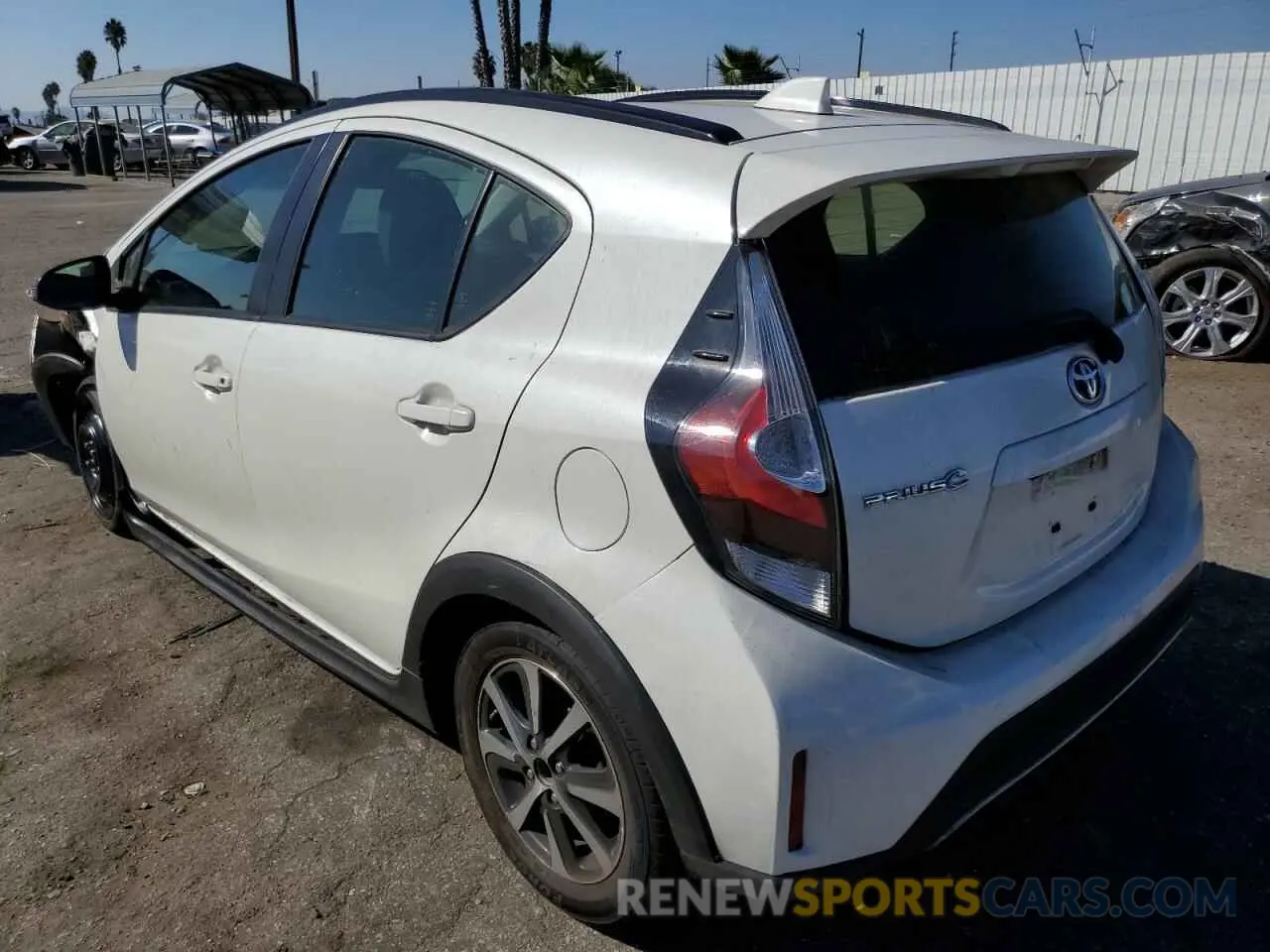 2 Photograph of a damaged car JTDKDTB33K1622739 TOYOTA PRIUS 2019
