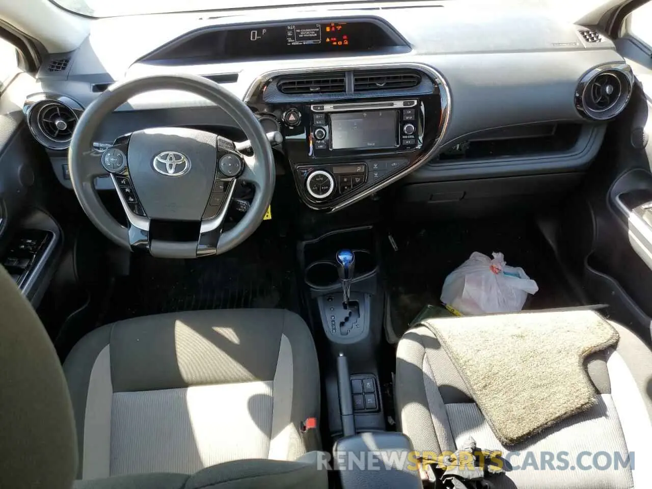 8 Photograph of a damaged car JTDKDTB33K1622739 TOYOTA PRIUS 2019