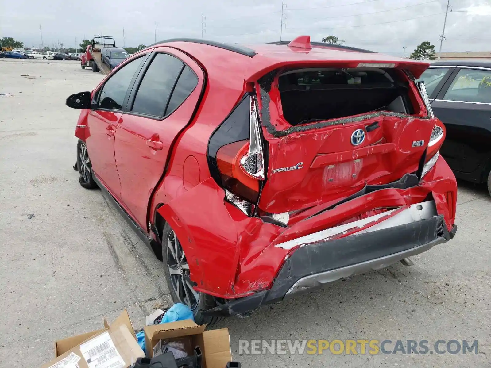 3 Photograph of a damaged car JTDKDTB39K1625192 TOYOTA PRIUS 2019