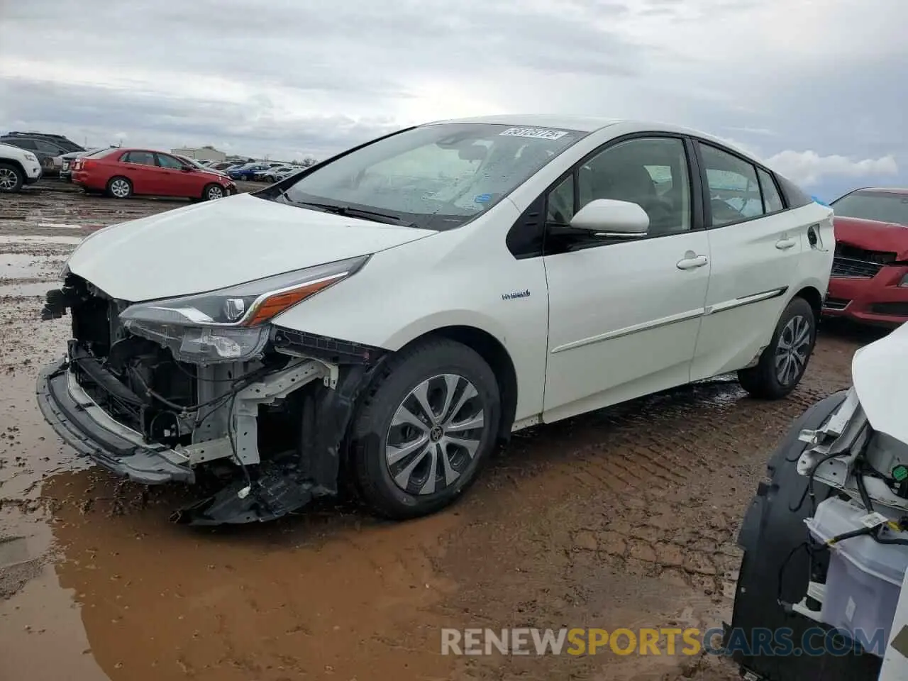 1 Photograph of a damaged car JTDL9RFU0K3001295 TOYOTA PRIUS 2019
