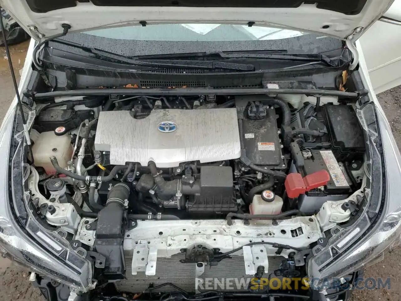 11 Photograph of a damaged car JTDL9RFU0K3001295 TOYOTA PRIUS 2019