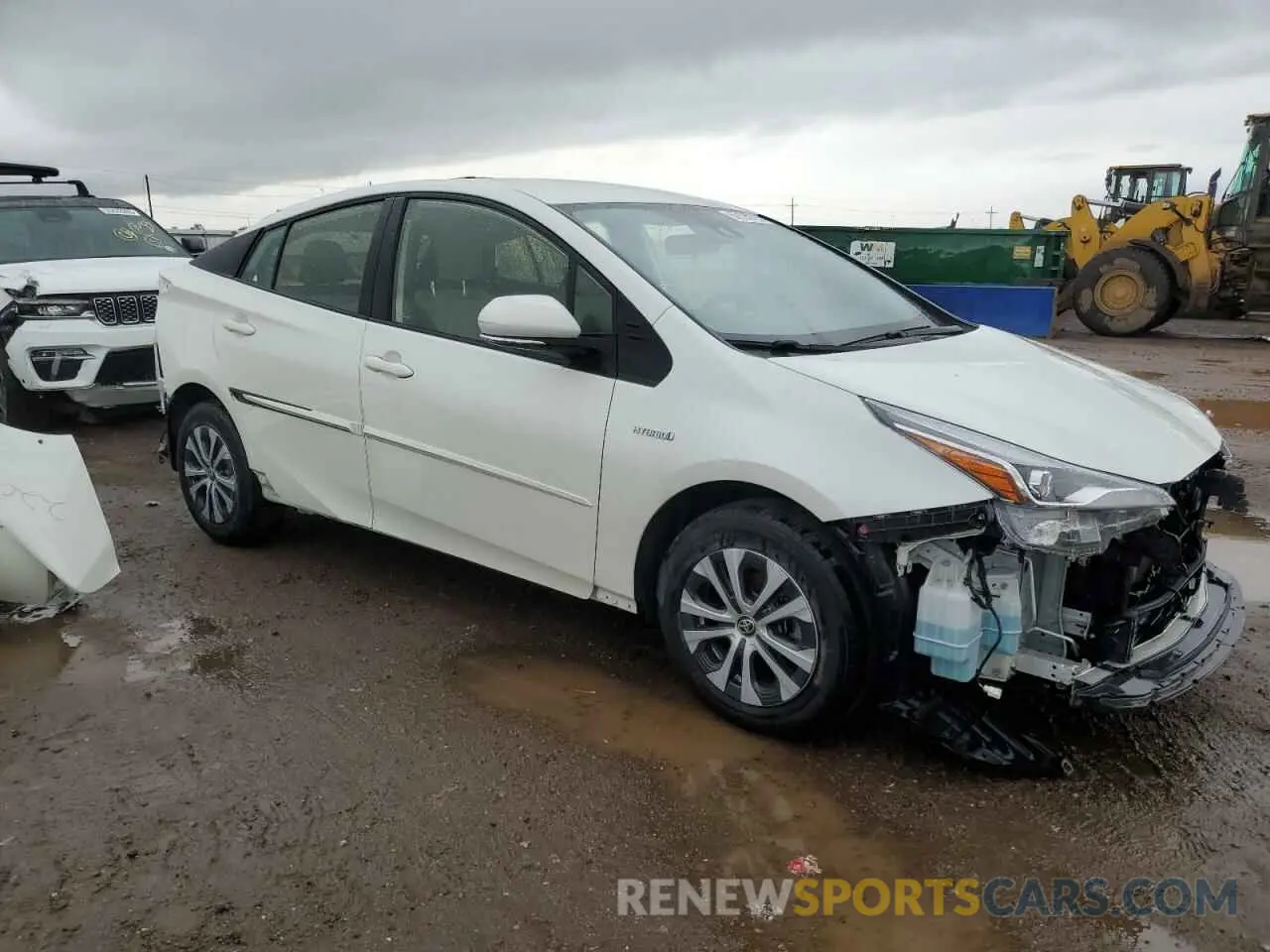 4 Photograph of a damaged car JTDL9RFU0K3001295 TOYOTA PRIUS 2019