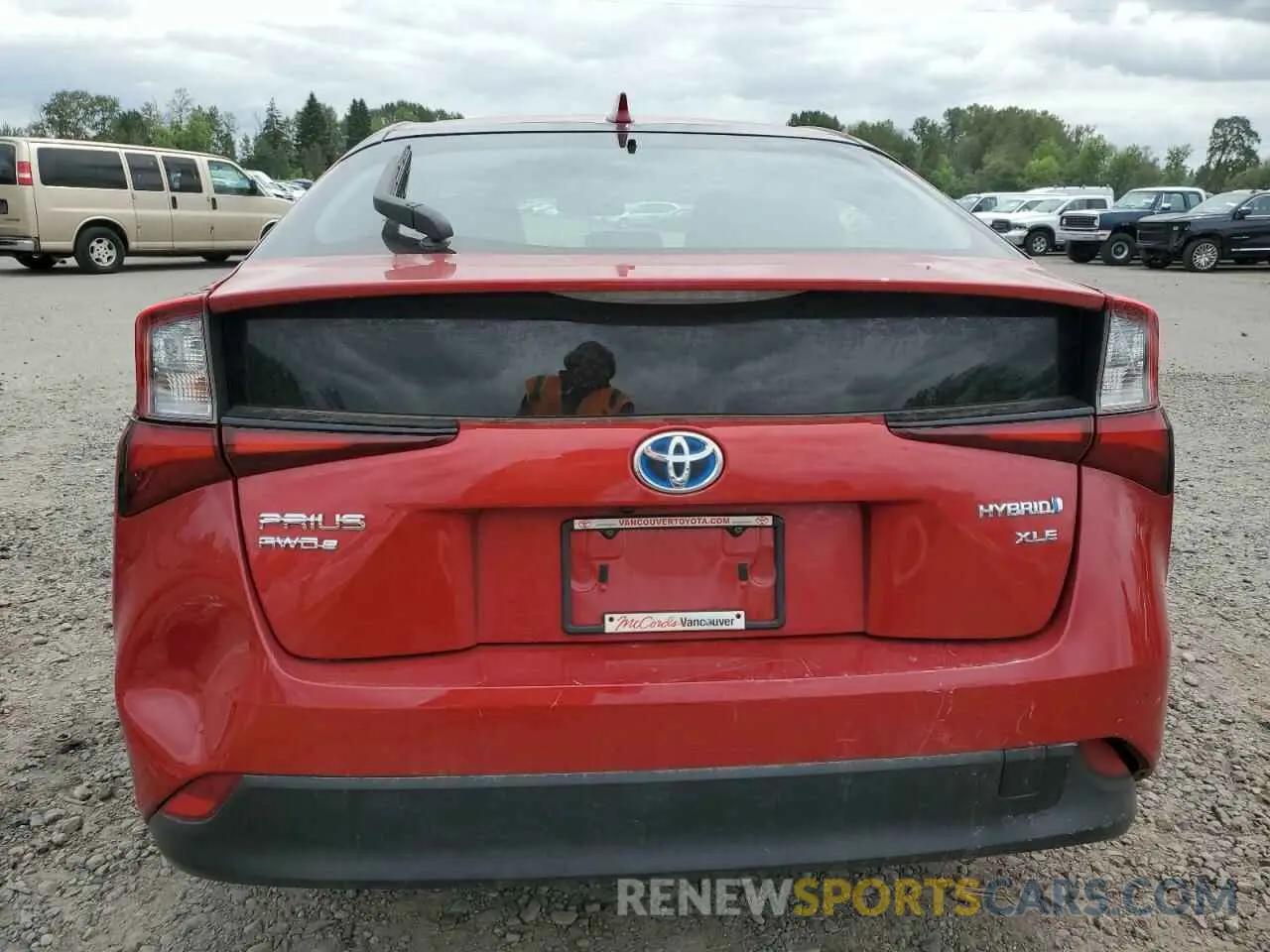 6 Photograph of a damaged car JTDL9RFU0K3010627 TOYOTA PRIUS 2019