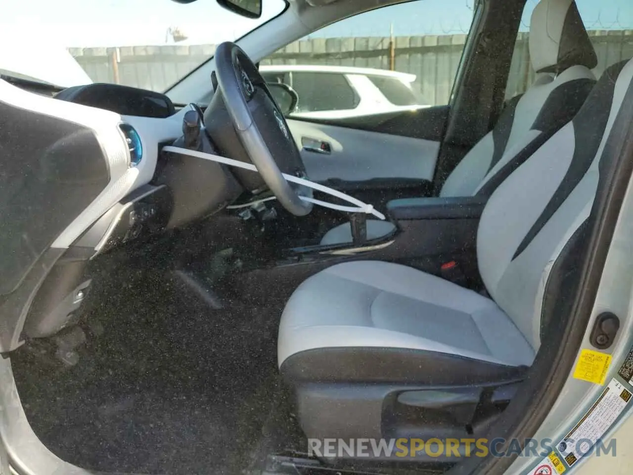 7 Photograph of a damaged car JTDL9RFU1K3005534 TOYOTA PRIUS 2019