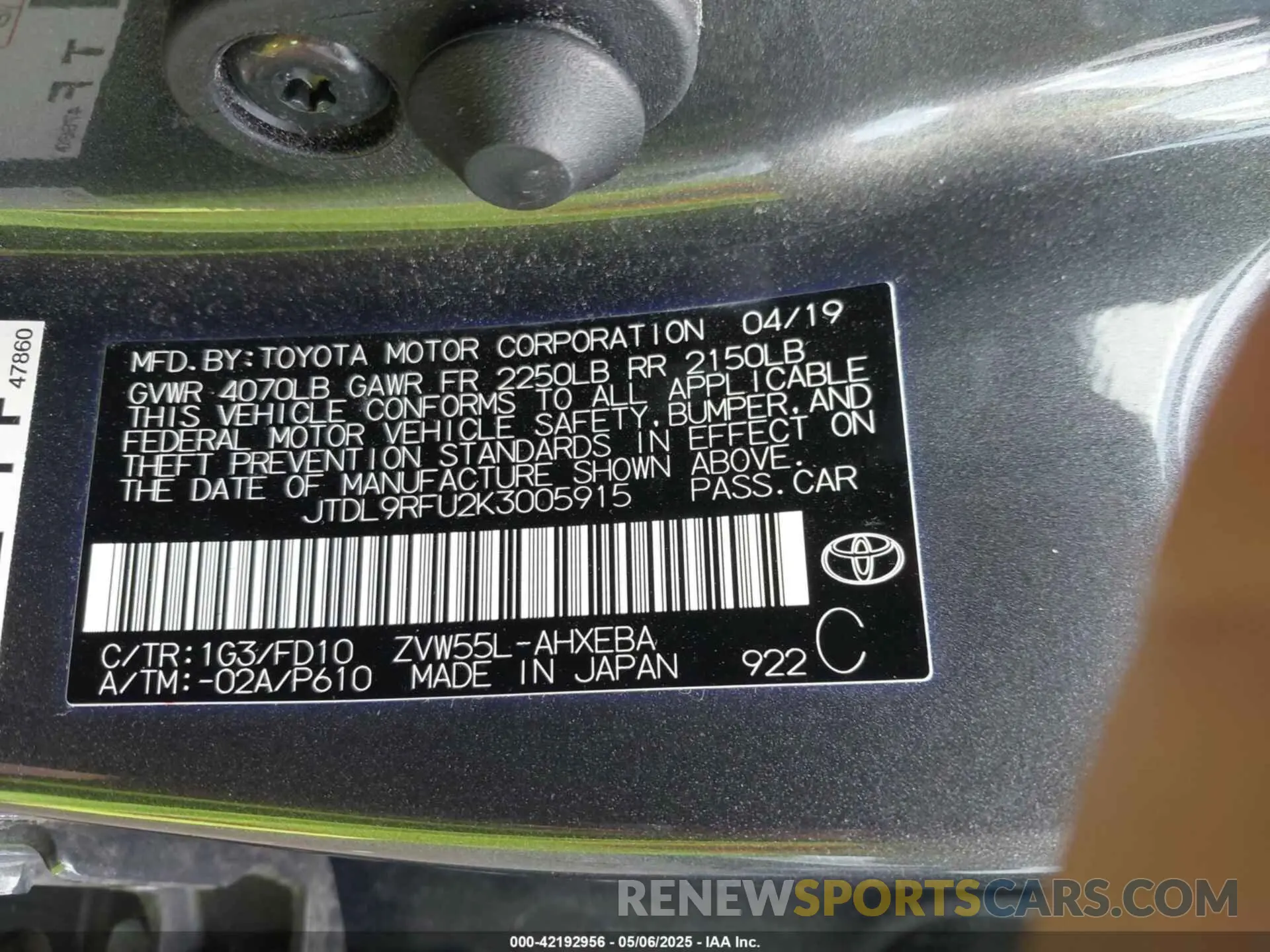 9 Photograph of a damaged car JTDL9RFU2K3005915 TOYOTA PRIUS 2019