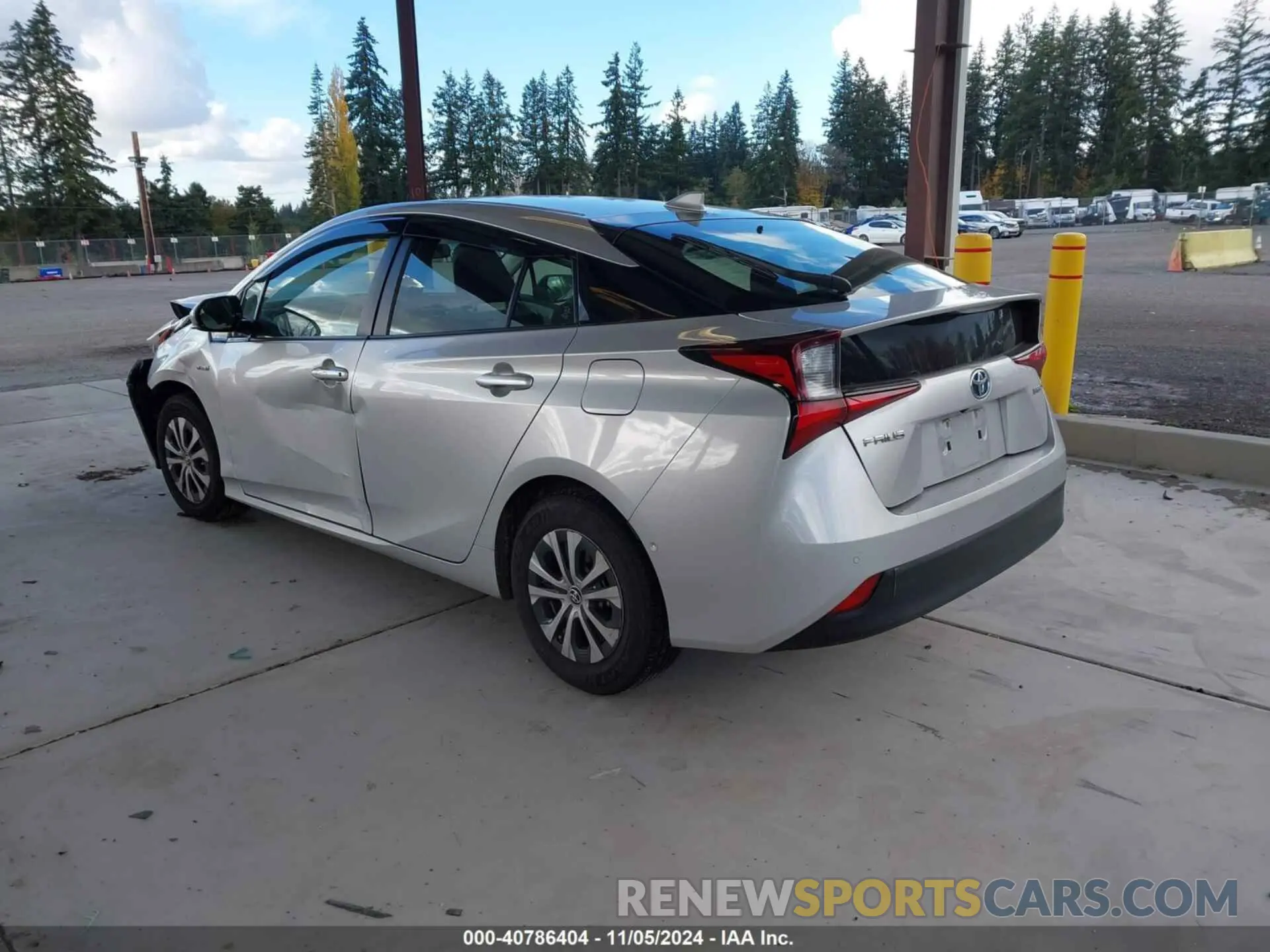 3 Photograph of a damaged car JTDL9RFU2K3005946 TOYOTA PRIUS 2019