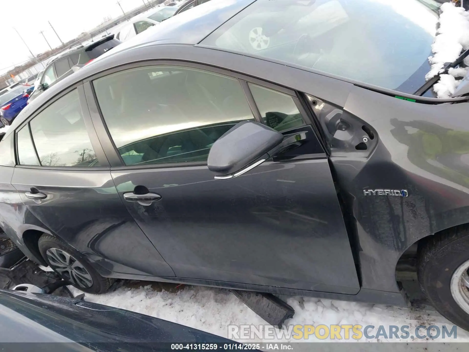 14 Photograph of a damaged car JTDL9RFU2K3007454 TOYOTA PRIUS 2019