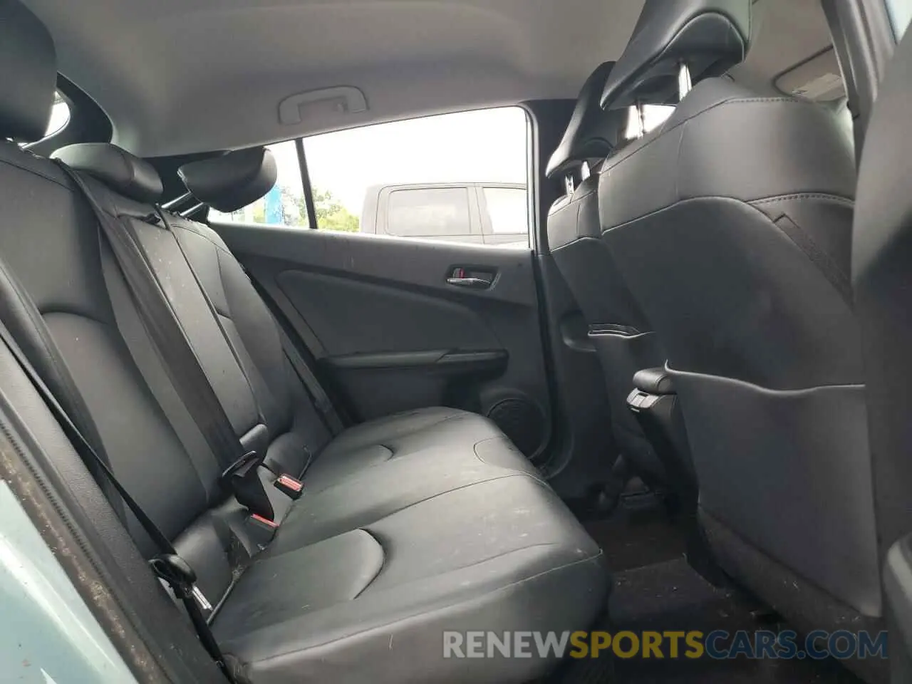 10 Photograph of a damaged car JTDL9RFU2K3012542 TOYOTA PRIUS 2019