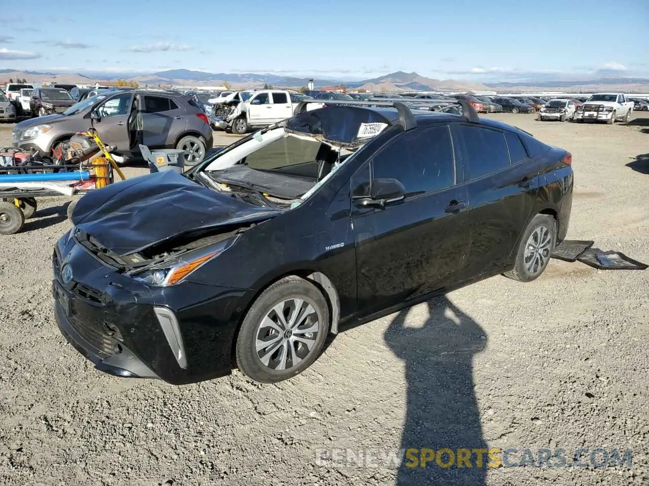 1 Photograph of a damaged car JTDL9RFU3K3010363 TOYOTA PRIUS 2019