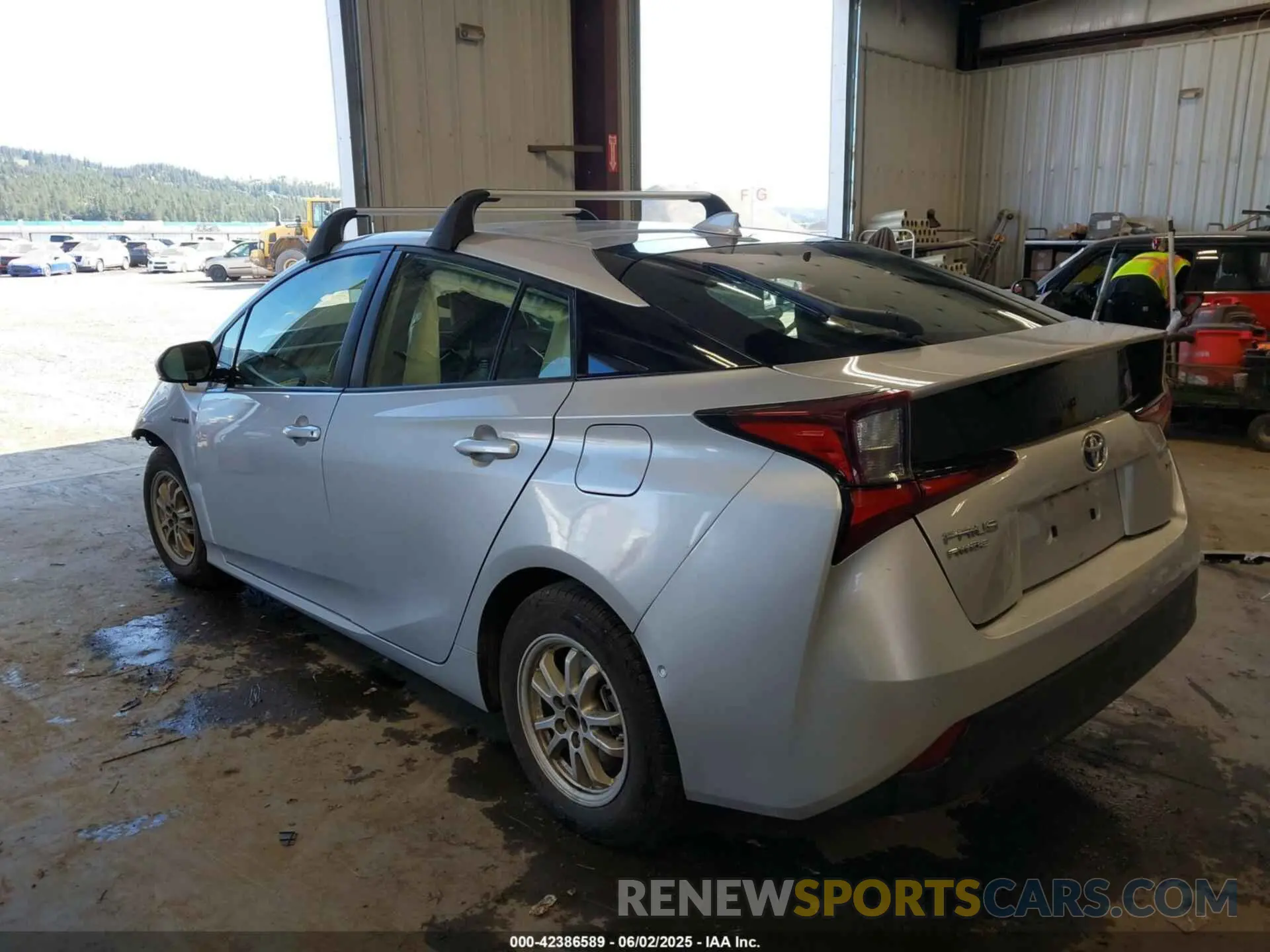 3 Photograph of a damaged car JTDL9RFU4K3002210 TOYOTA PRIUS 2019
