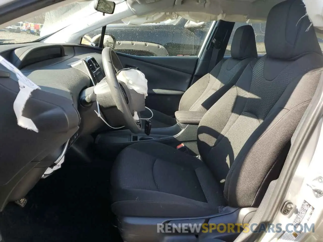 7 Photograph of a damaged car JTDL9RFU4K3002613 TOYOTA PRIUS 2019
