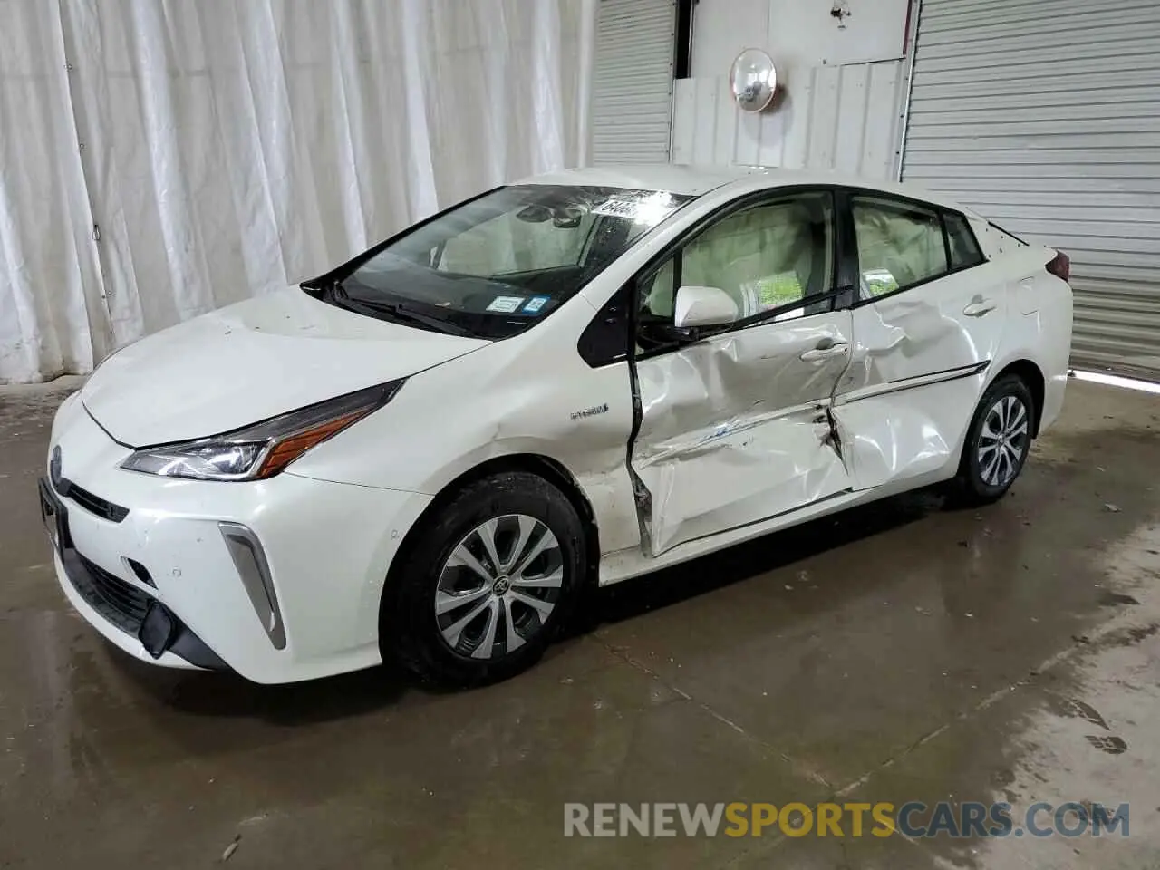 1 Photograph of a damaged car JTDL9RFU4K3006676 TOYOTA PRIUS 2019