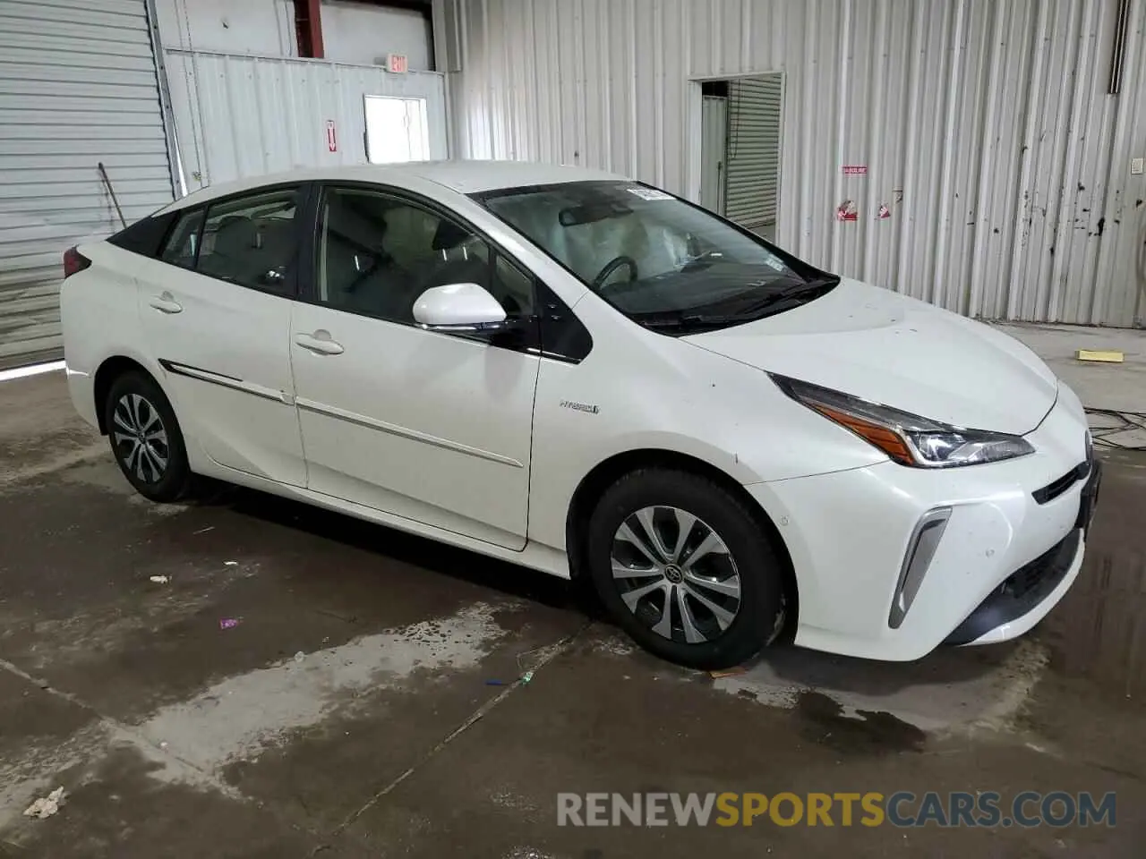 4 Photograph of a damaged car JTDL9RFU4K3006676 TOYOTA PRIUS 2019