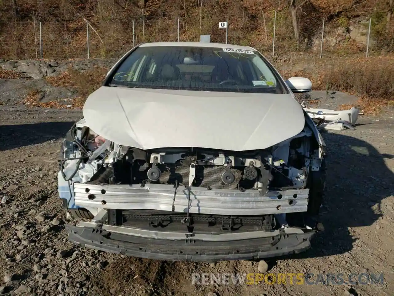 5 Photograph of a damaged car JTDL9RFU5K3007724 TOYOTA PRIUS 2019