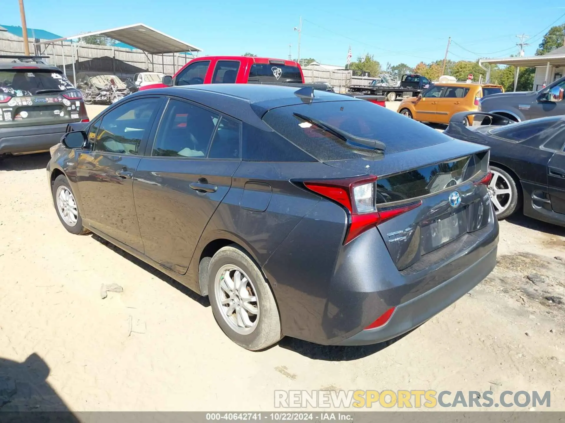 3 Photograph of a damaged car JTDL9RFU6K3001642 TOYOTA PRIUS 2019