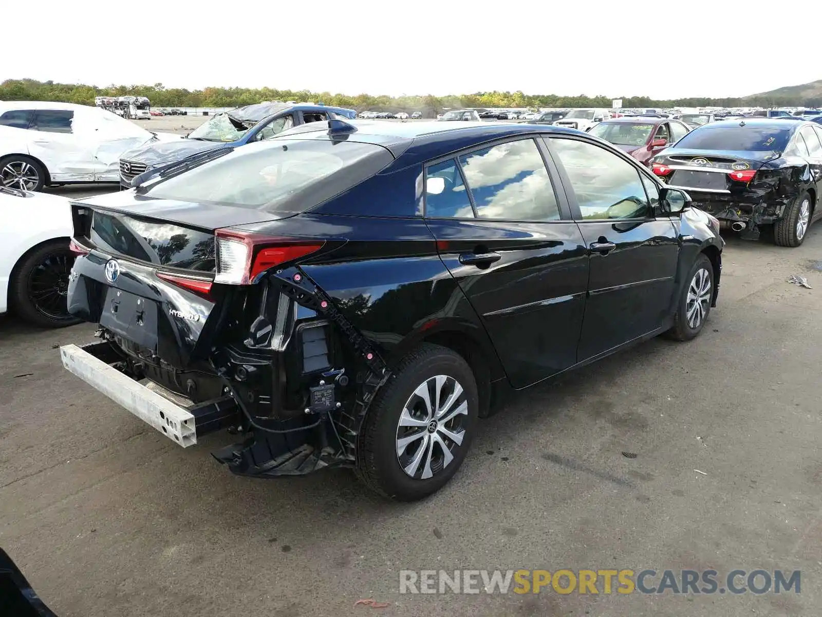 4 Photograph of a damaged car JTDL9RFU6K3003519 TOYOTA PRIUS 2019