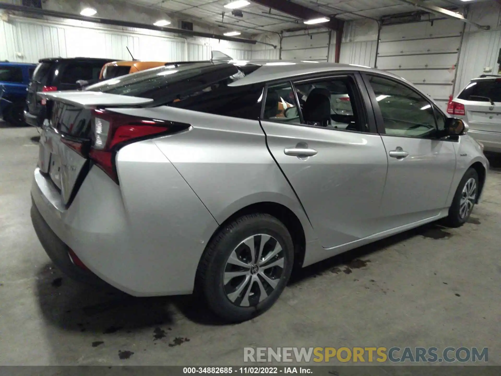 4 Photograph of a damaged car JTDL9RFU6K3005299 TOYOTA PRIUS 2019